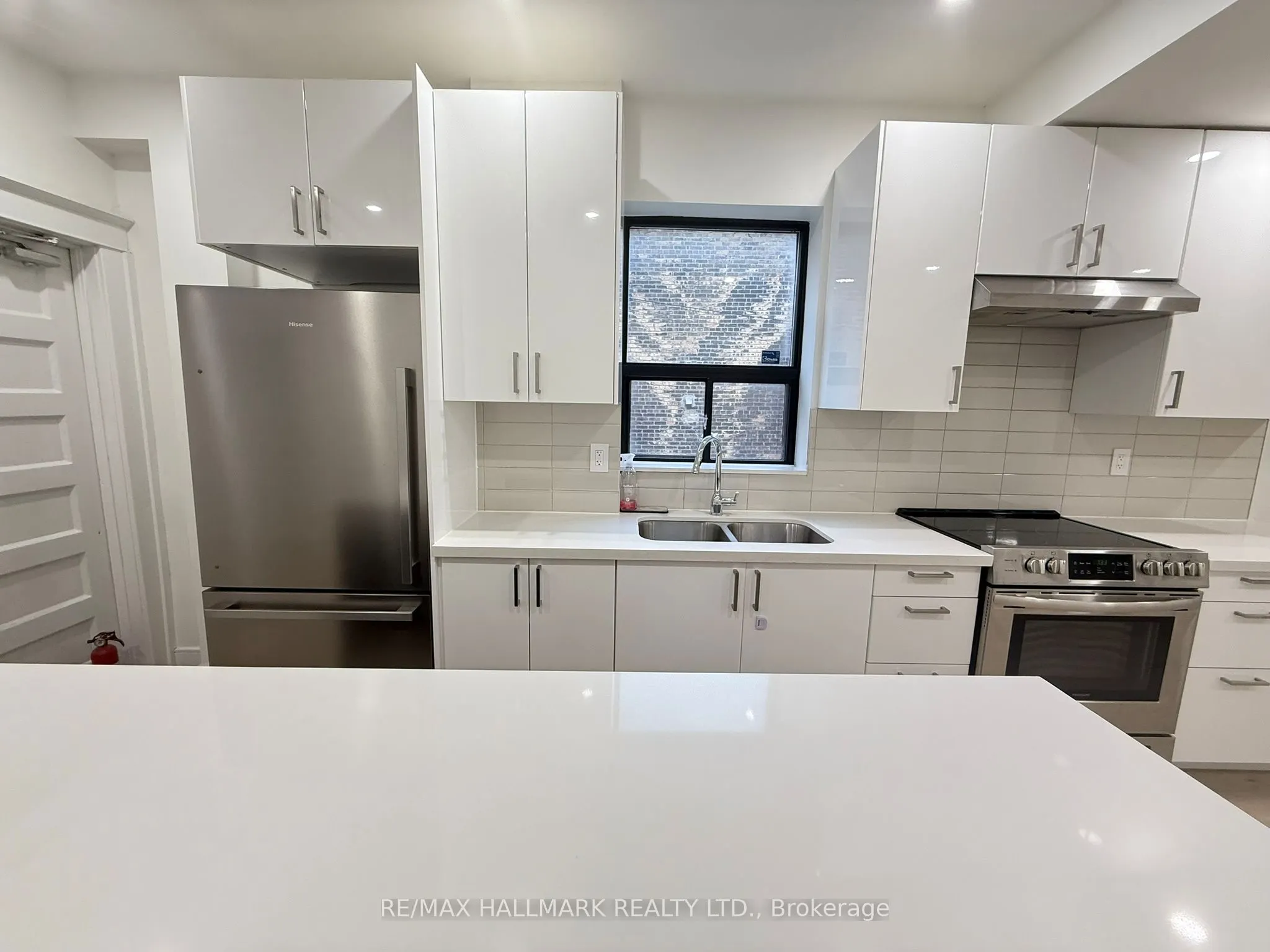 285 Bain Avenue, #Main