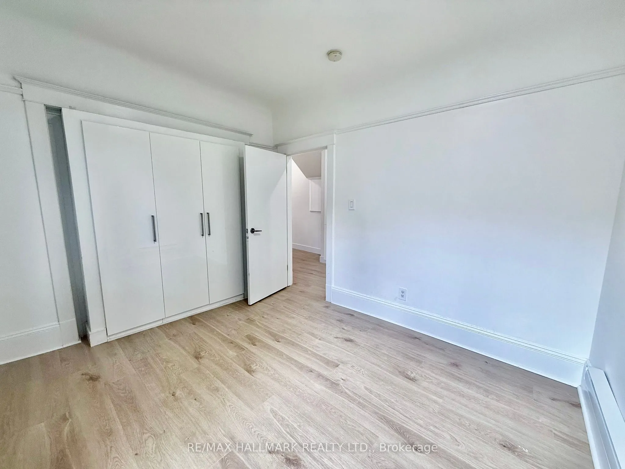 285 Bain Avenue, #Main