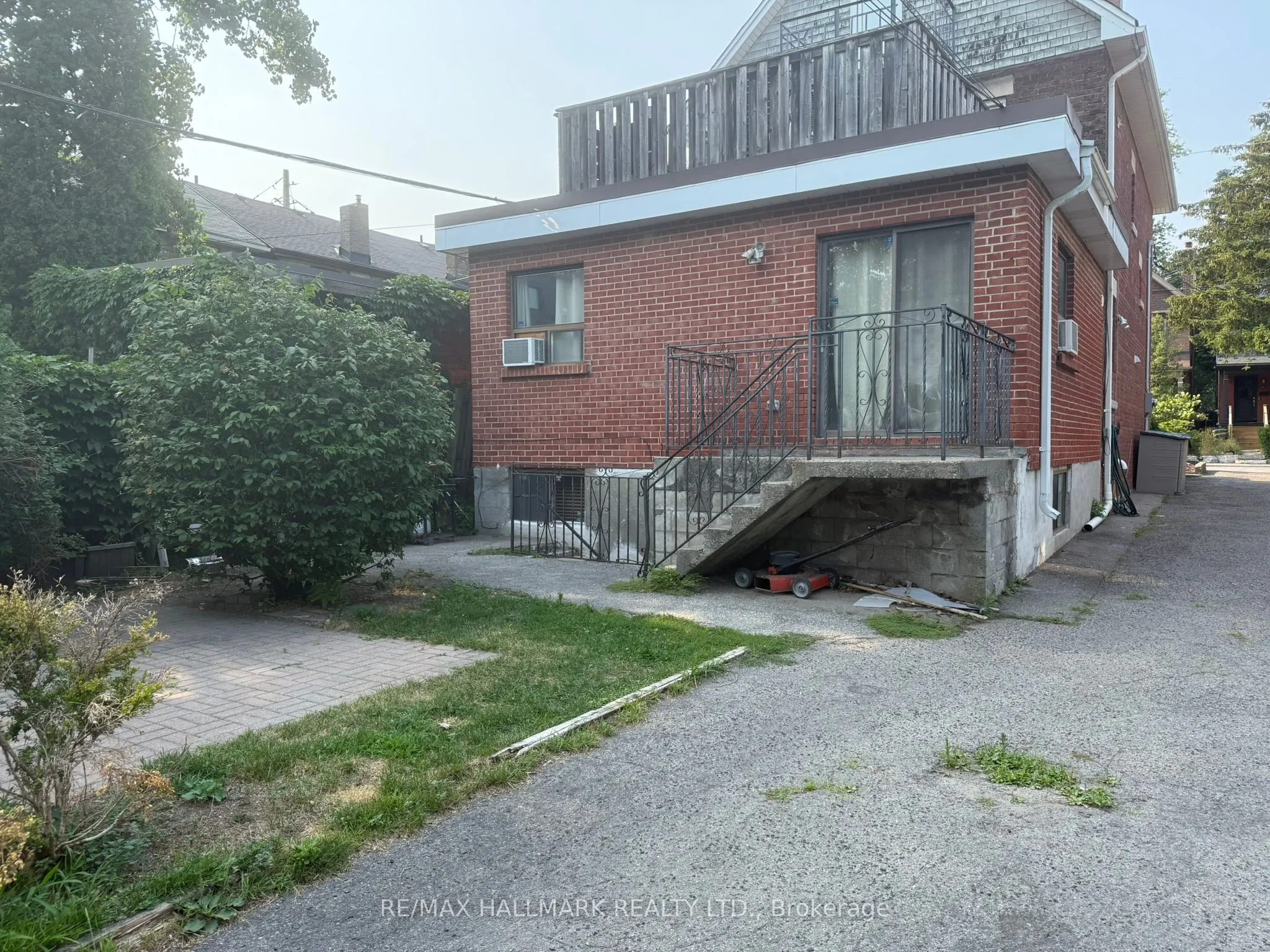 285 Bain Avenue, #Main