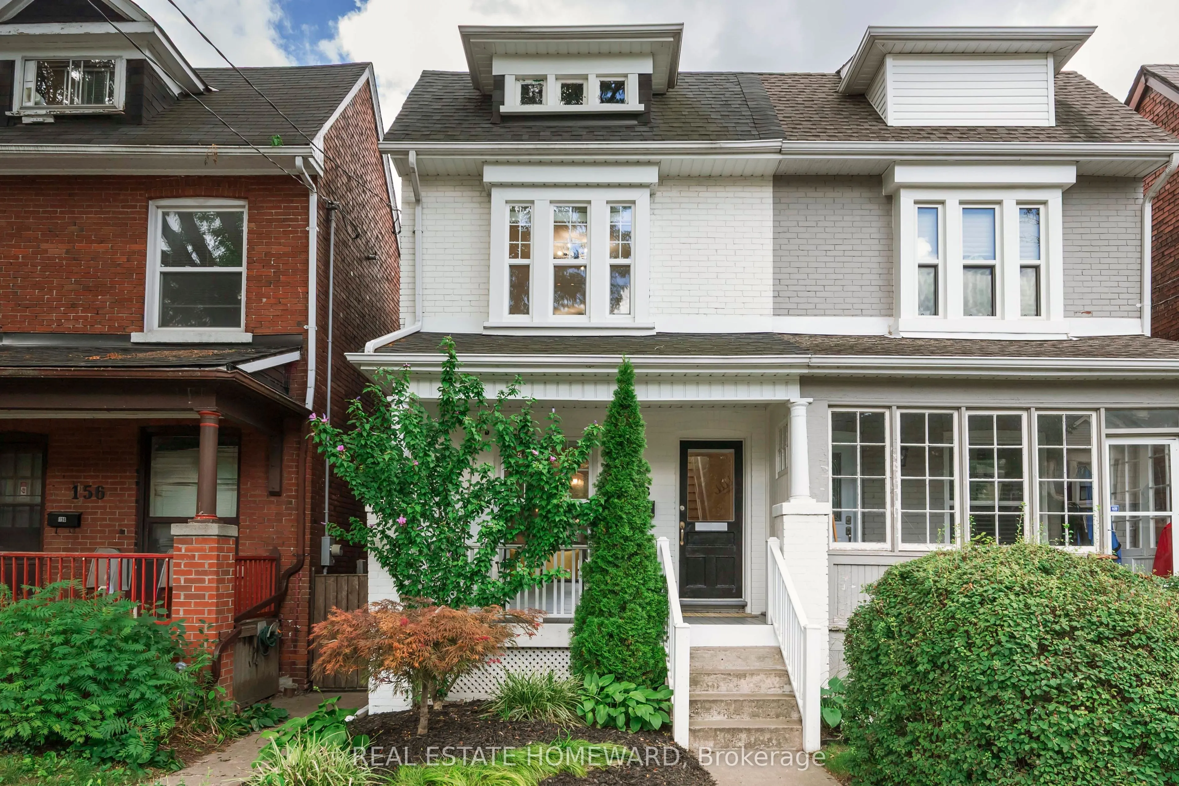 158 Hastings Avenue