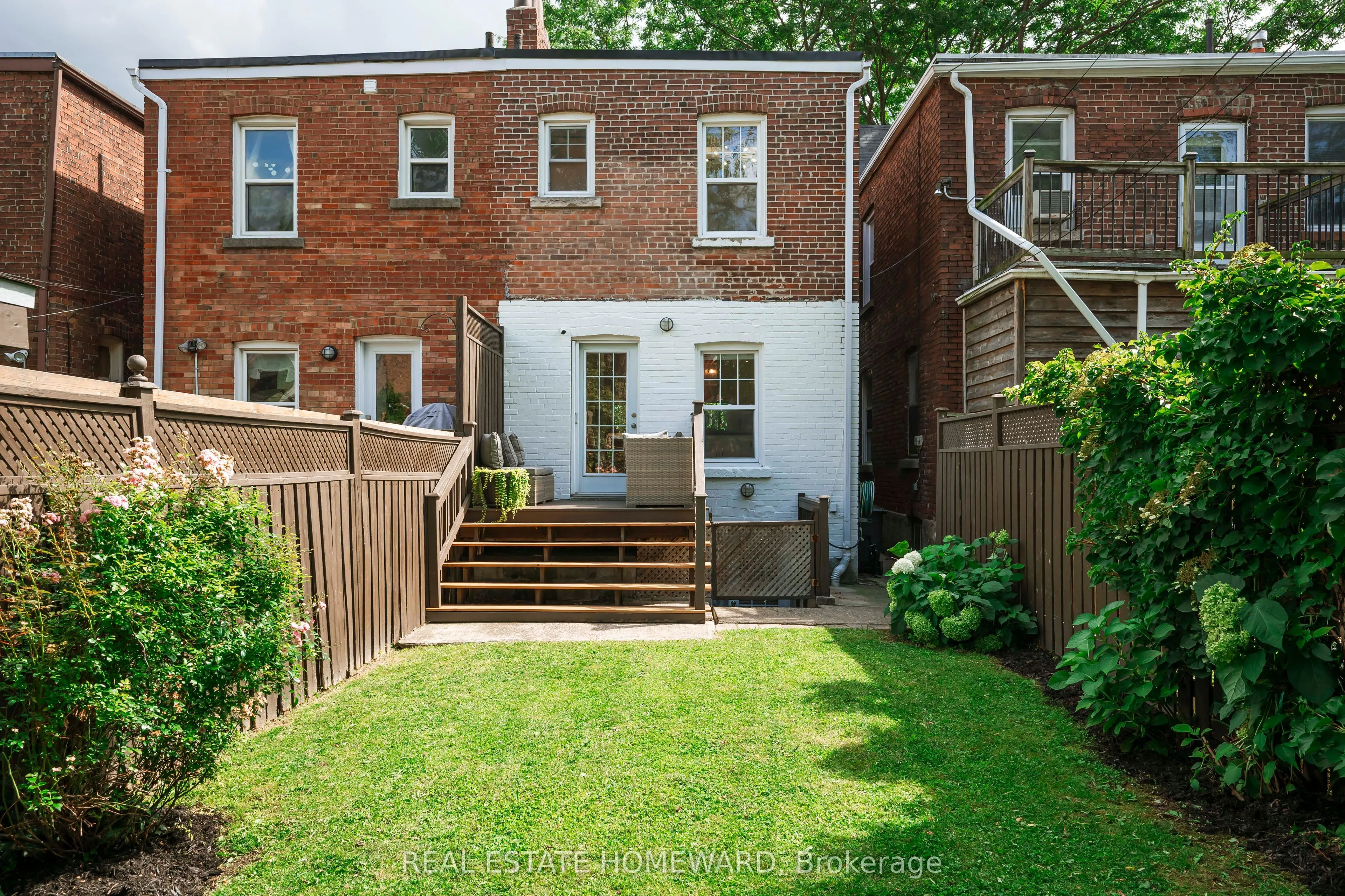 158 Hastings Avenue