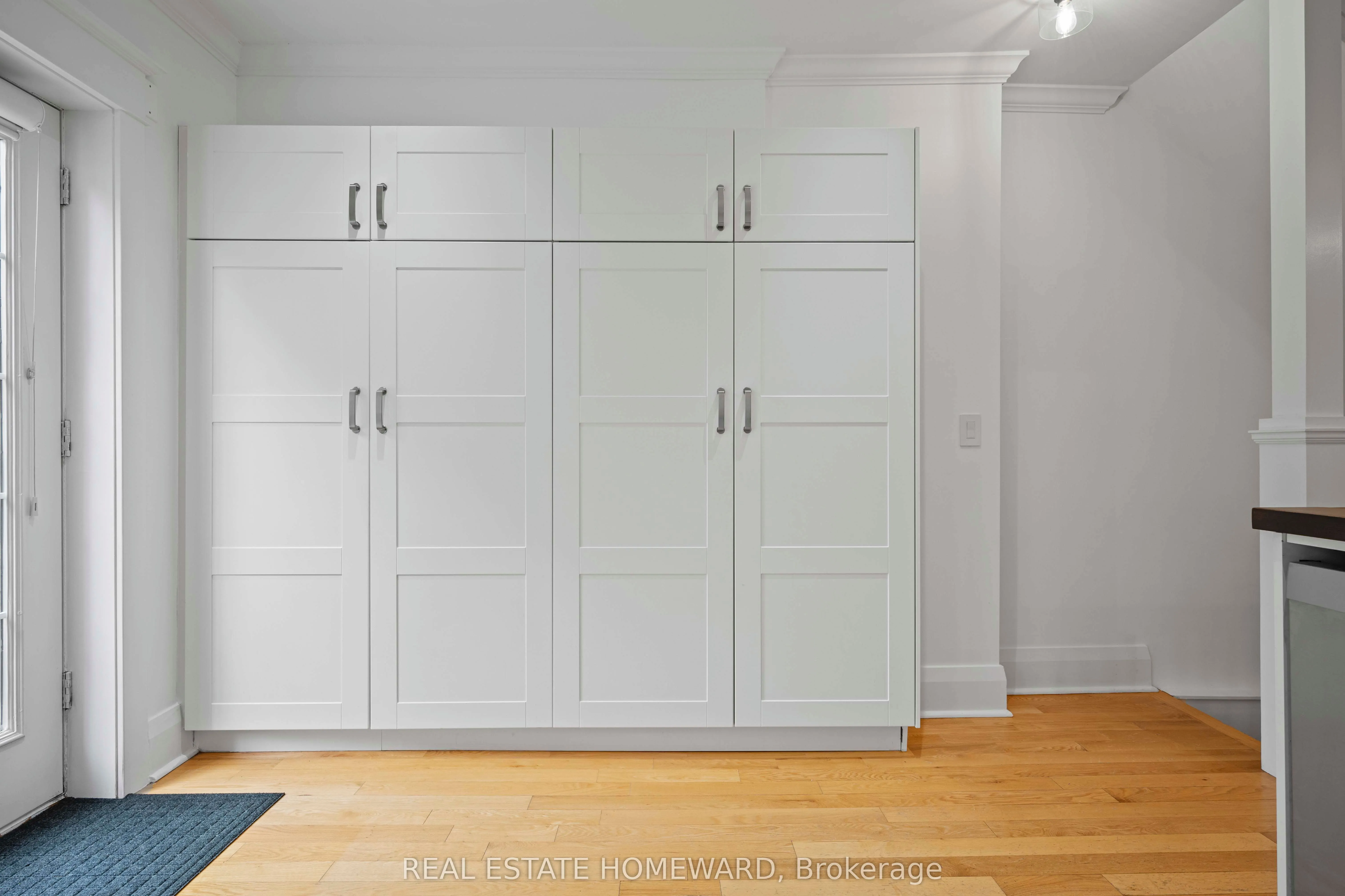 158 Hastings Avenue