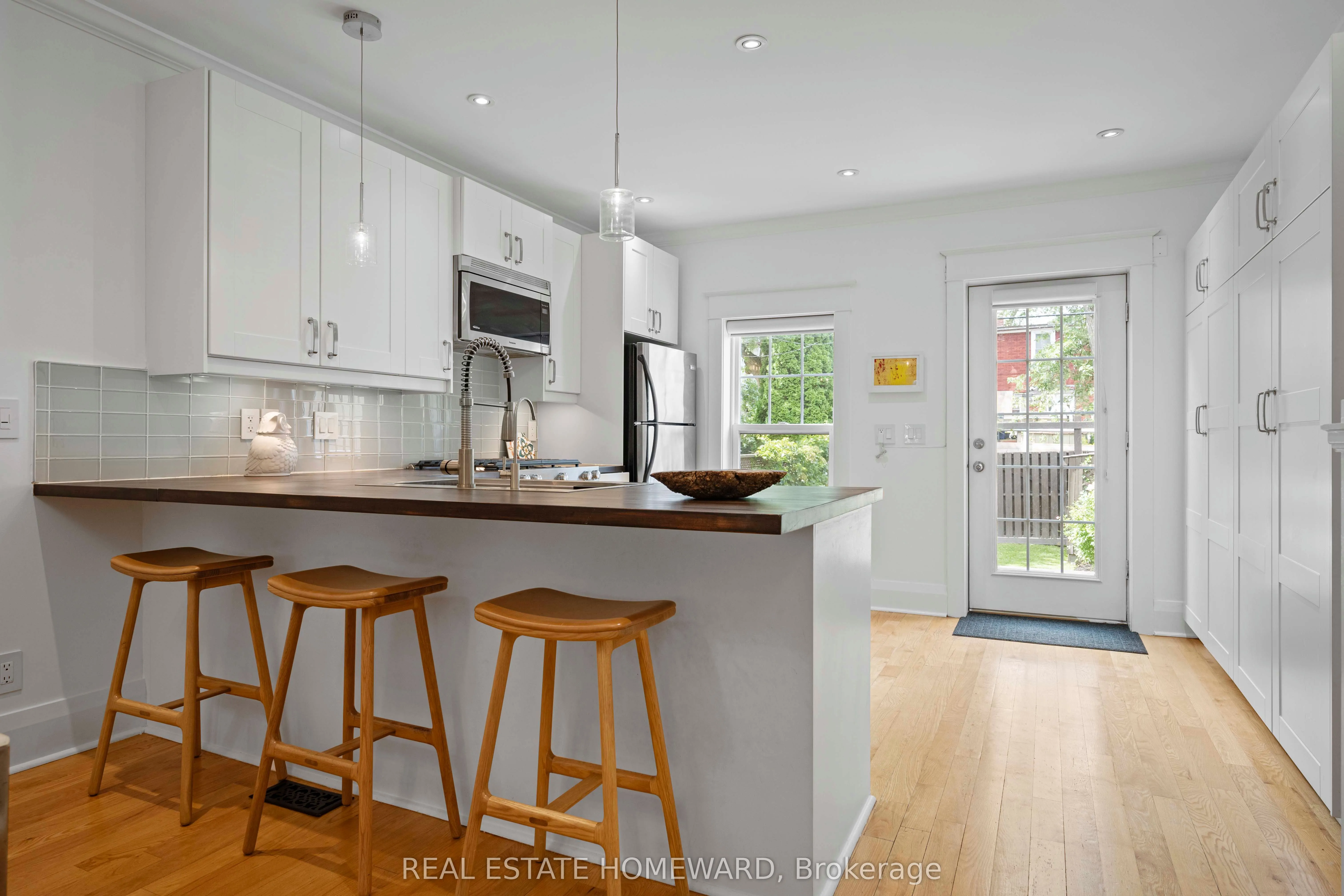 158 Hastings Avenue