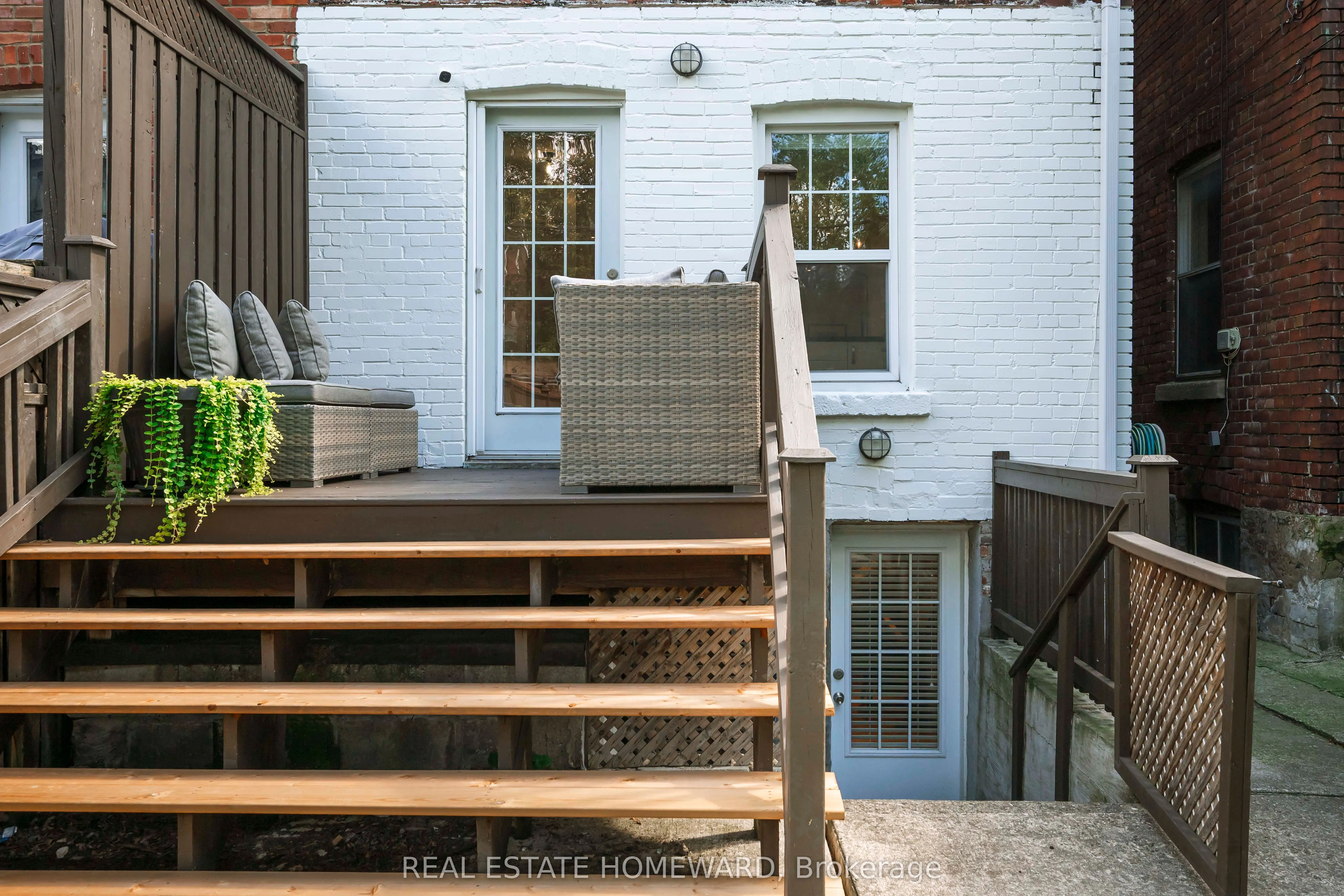 158 Hastings Avenue