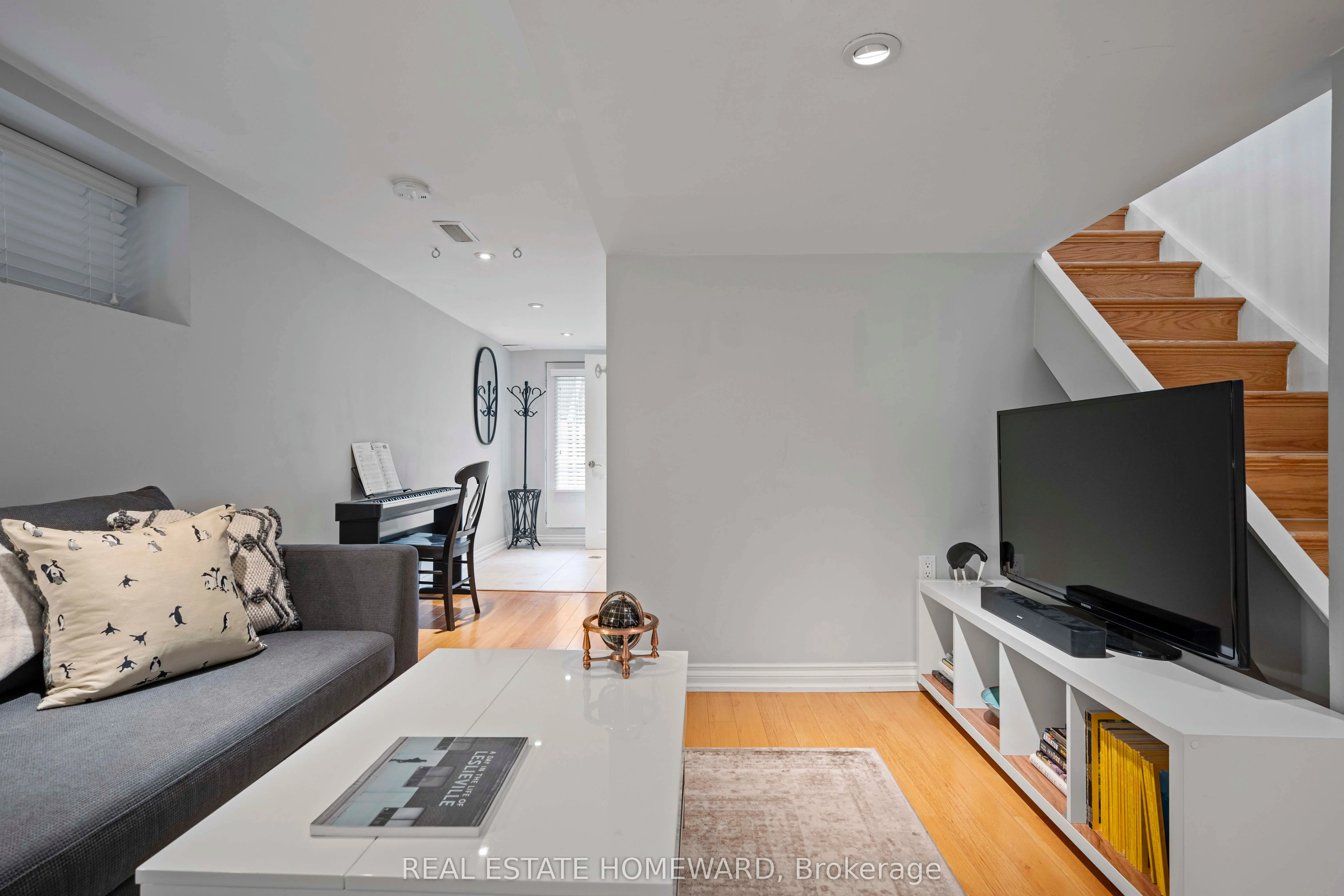 158 Hastings Avenue