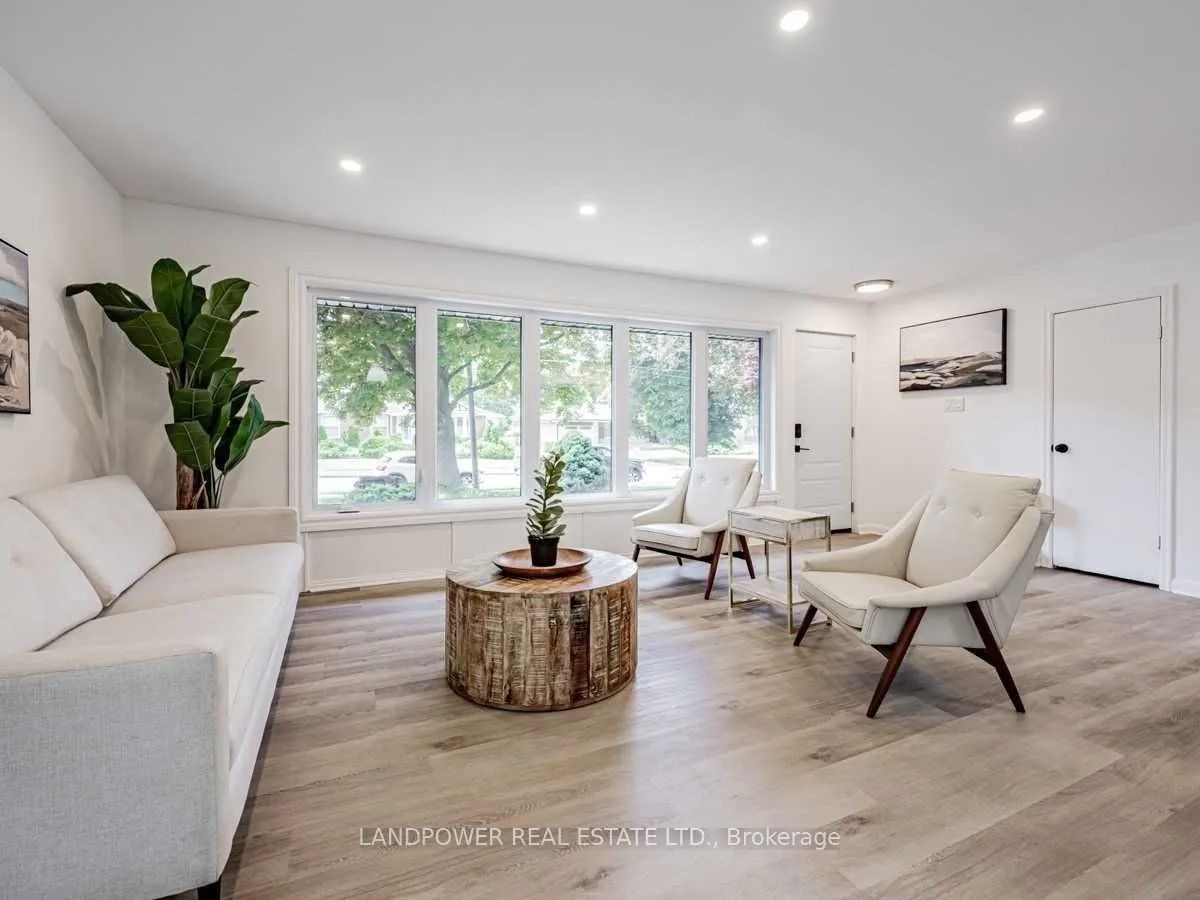 85 Glen Watford Drive E