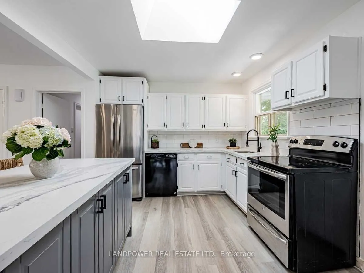 85 Glen Watford Drive E