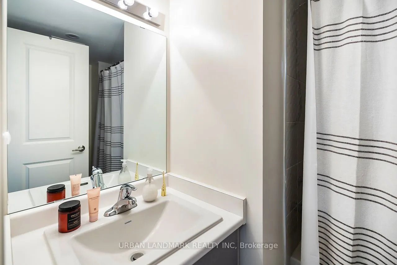 26 Lookout Drive, #26D