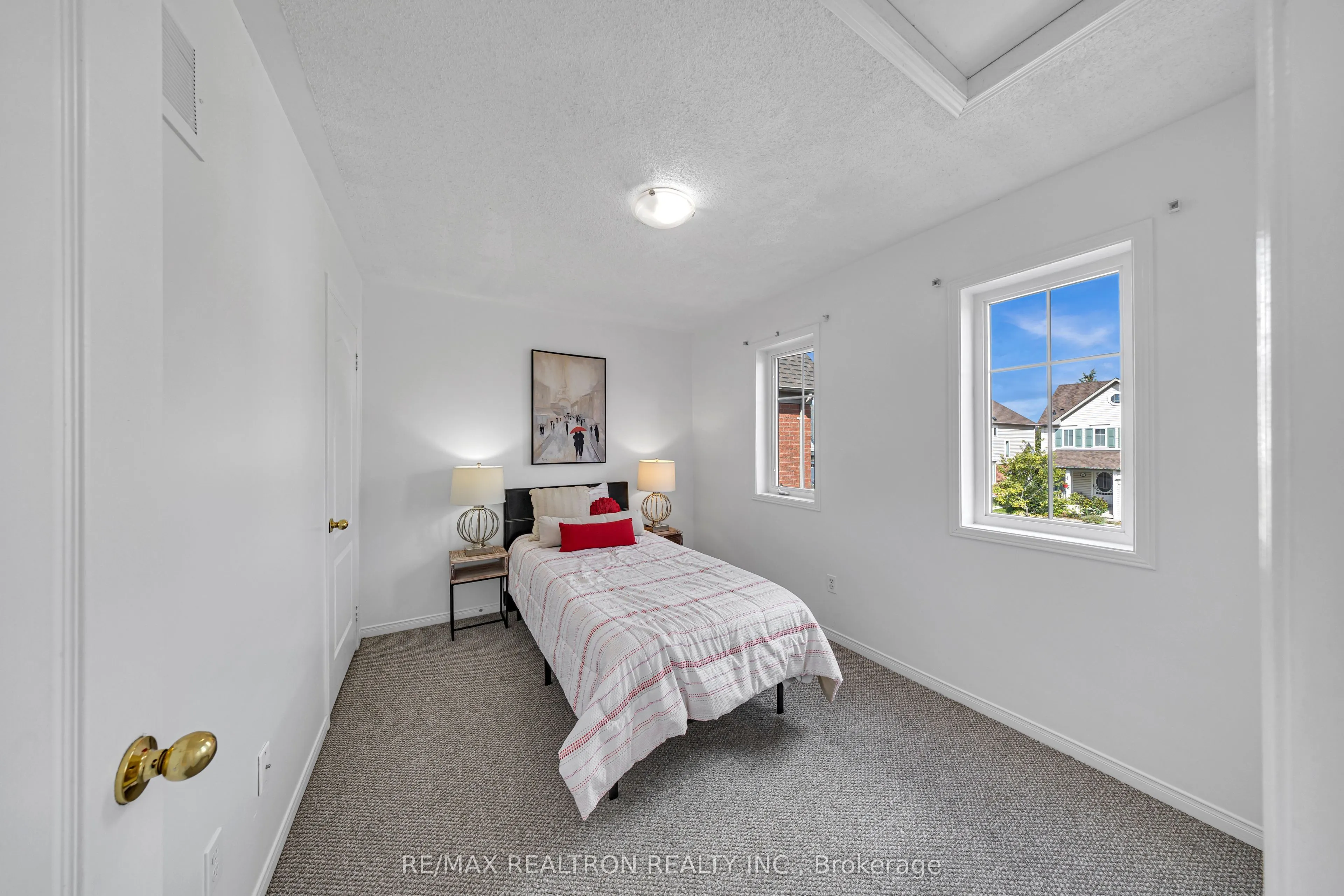 25 Cranston Avenue