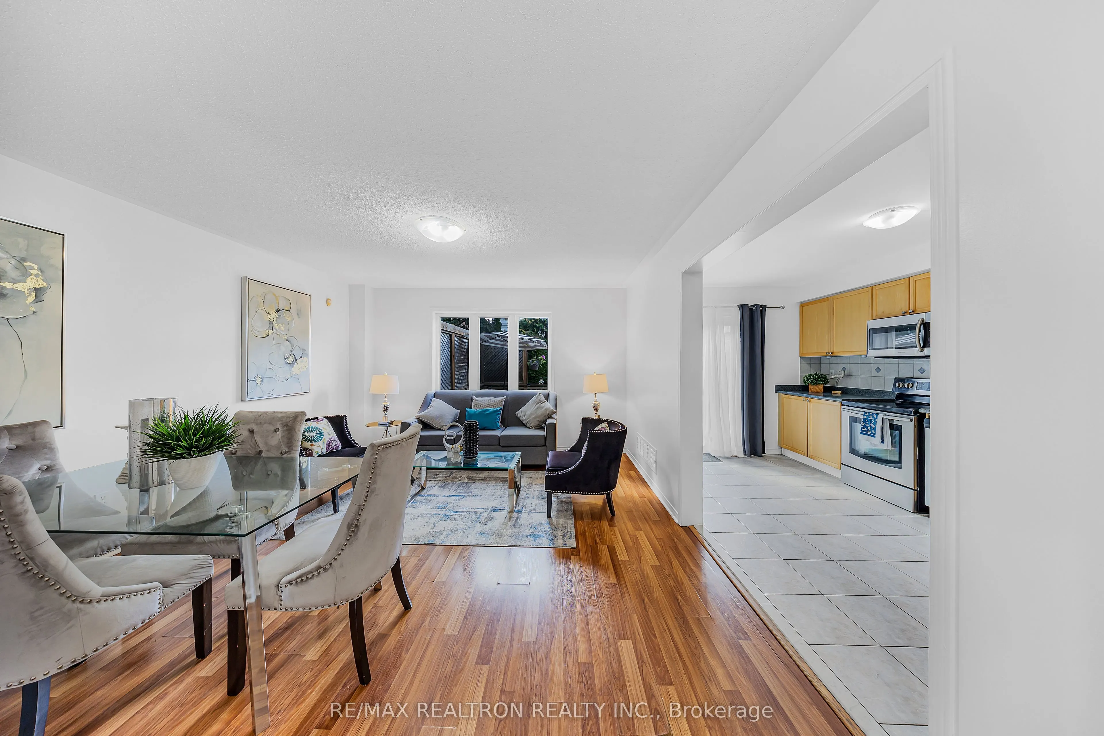 25 Cranston Avenue