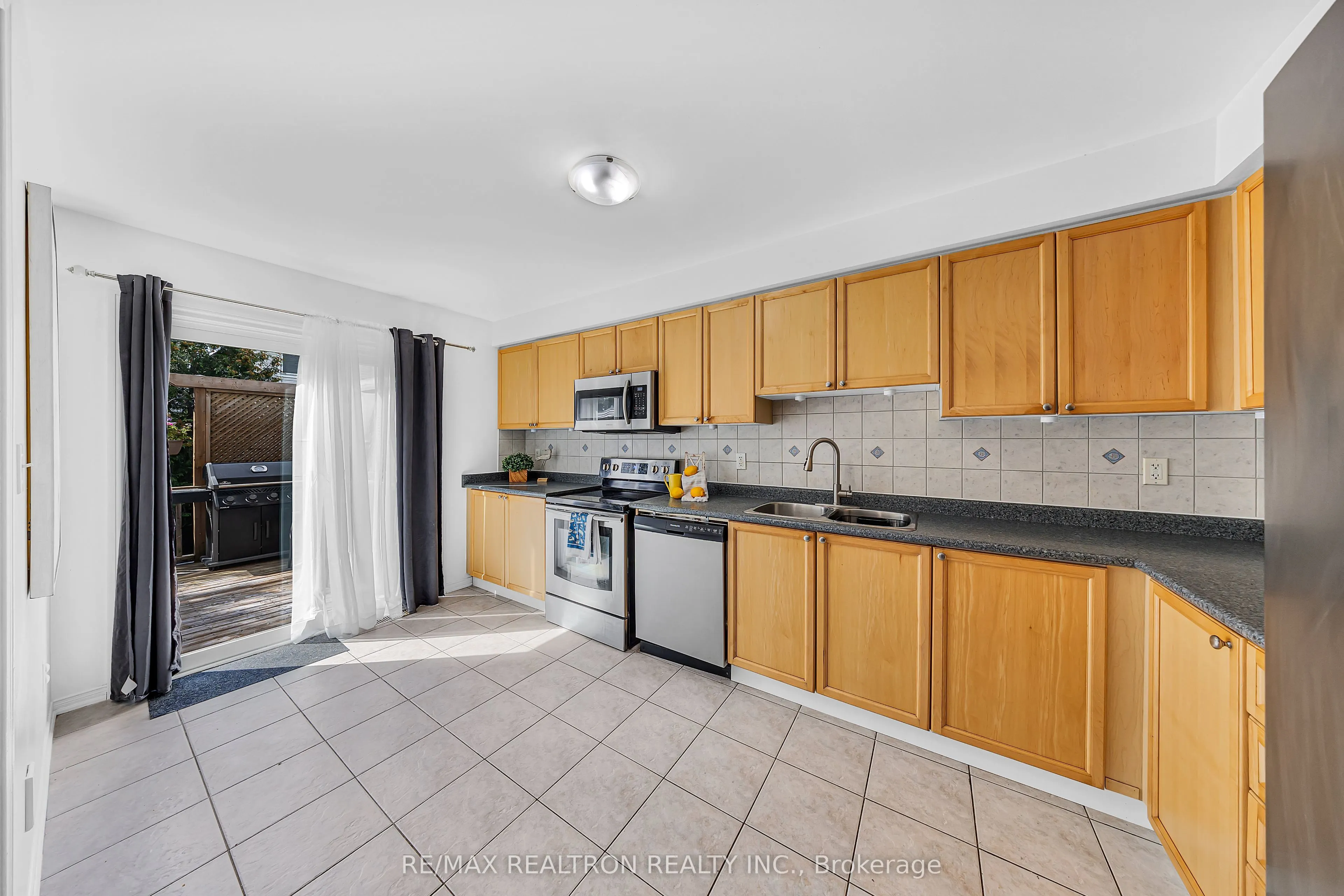 25 Cranston Avenue