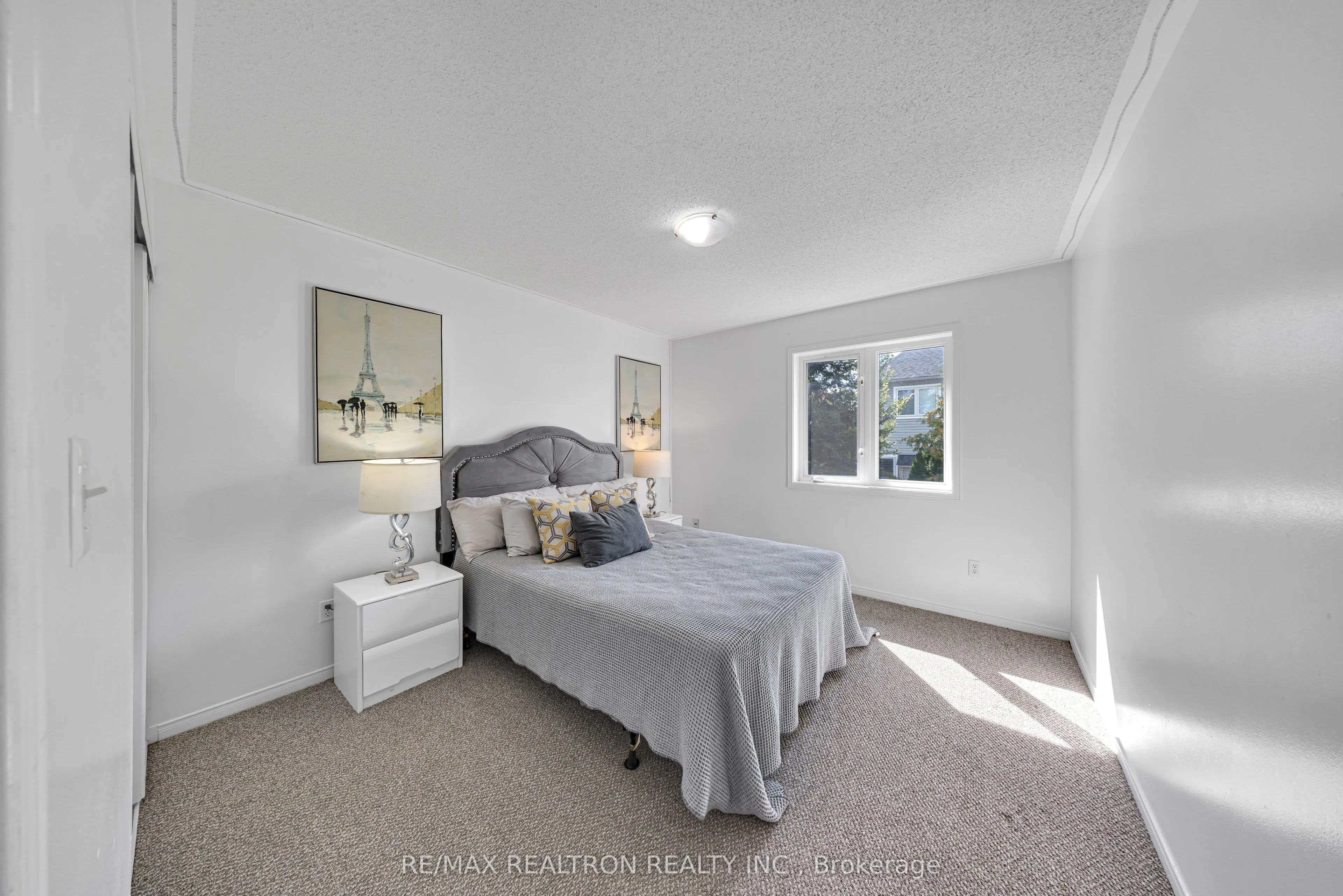 25 Cranston Avenue