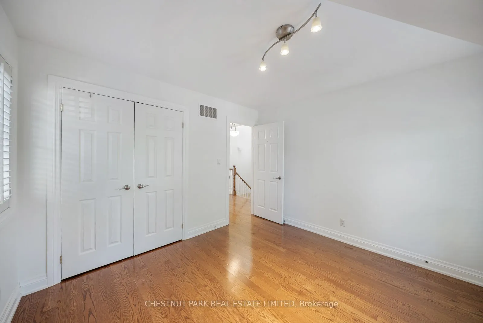 155 Hammersmith Avenue