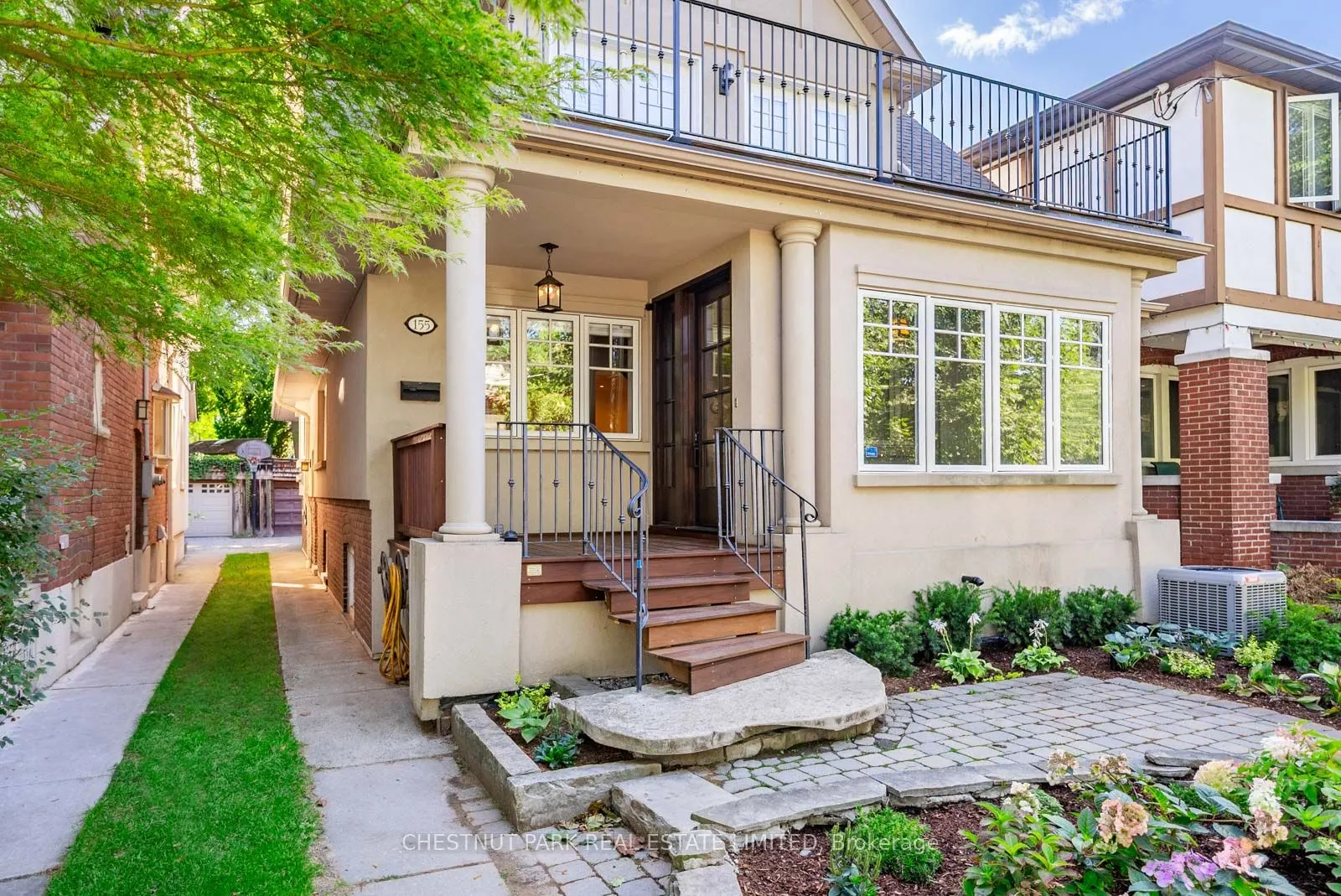 155 Hammersmith Avenue