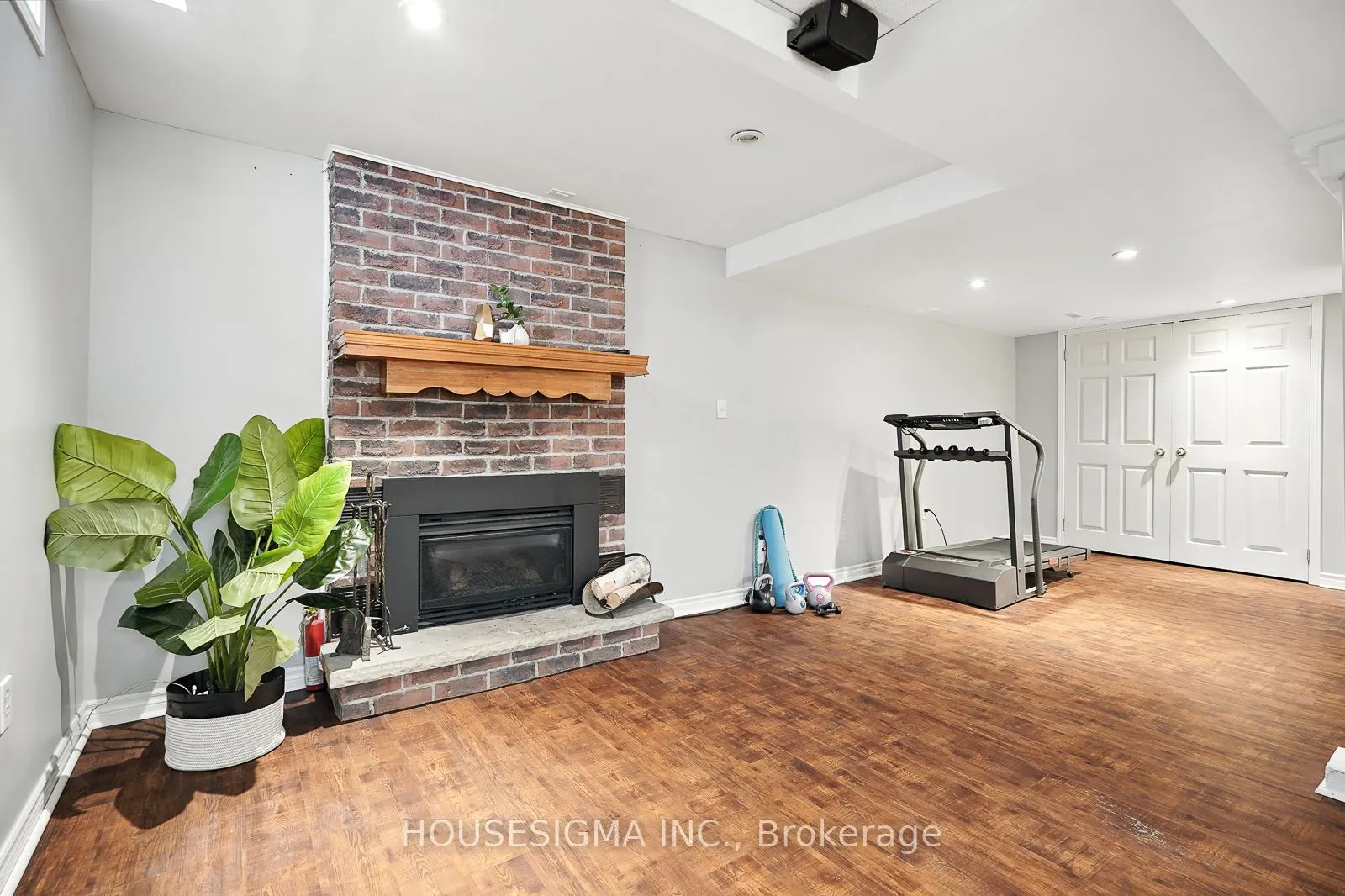 47 Winston Crescent