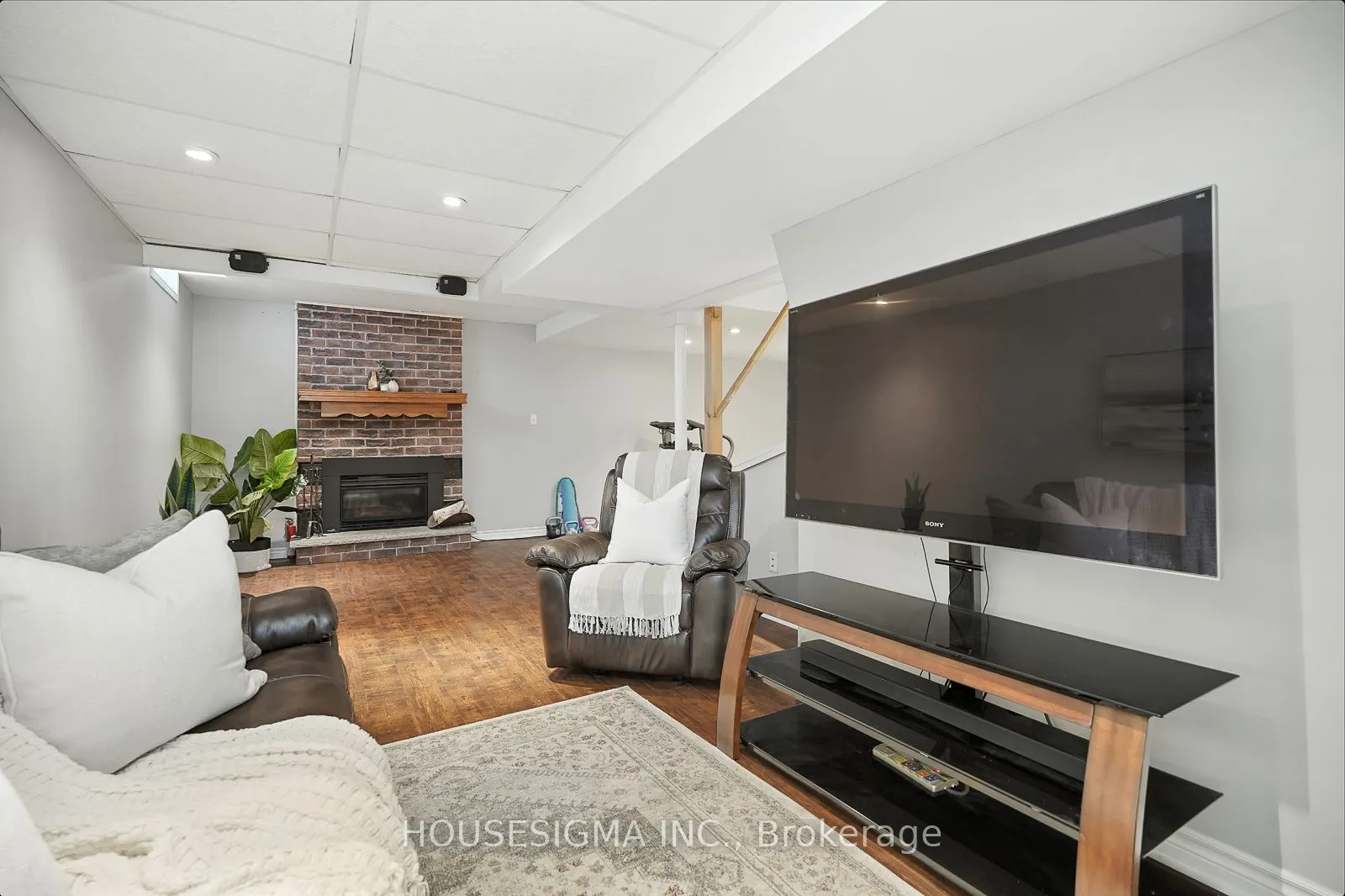 47 Winston Crescent