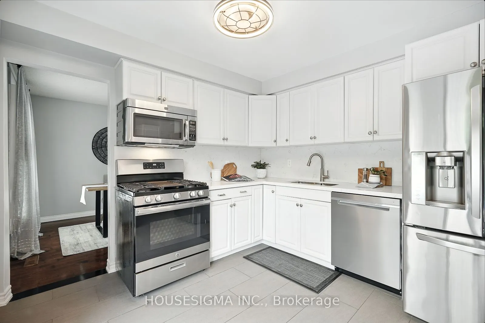 47 Winston Crescent