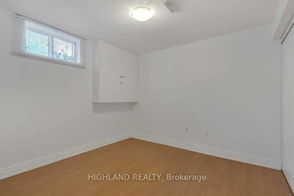 107 Rainier Square, #Lower