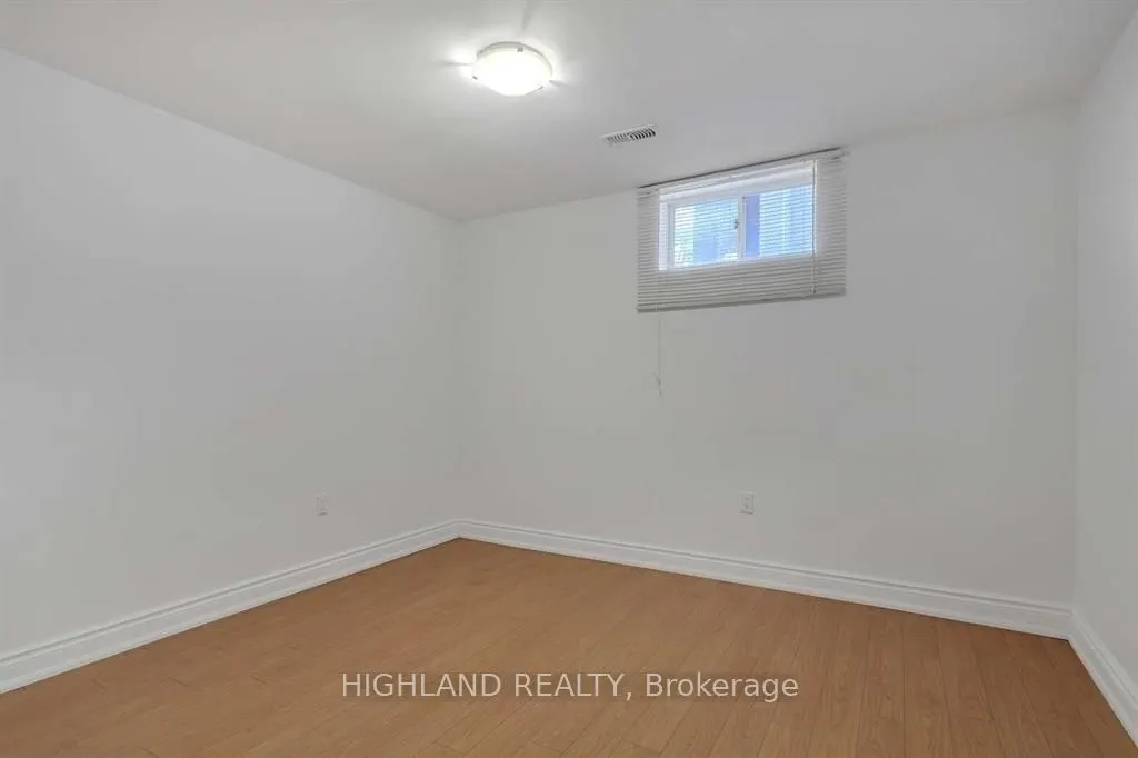 107 Rainier Square, #Lower