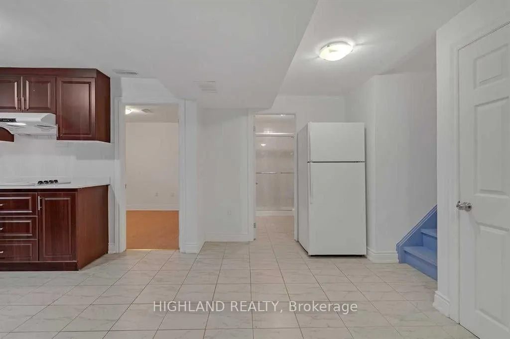 107 Rainier Square, #Lower