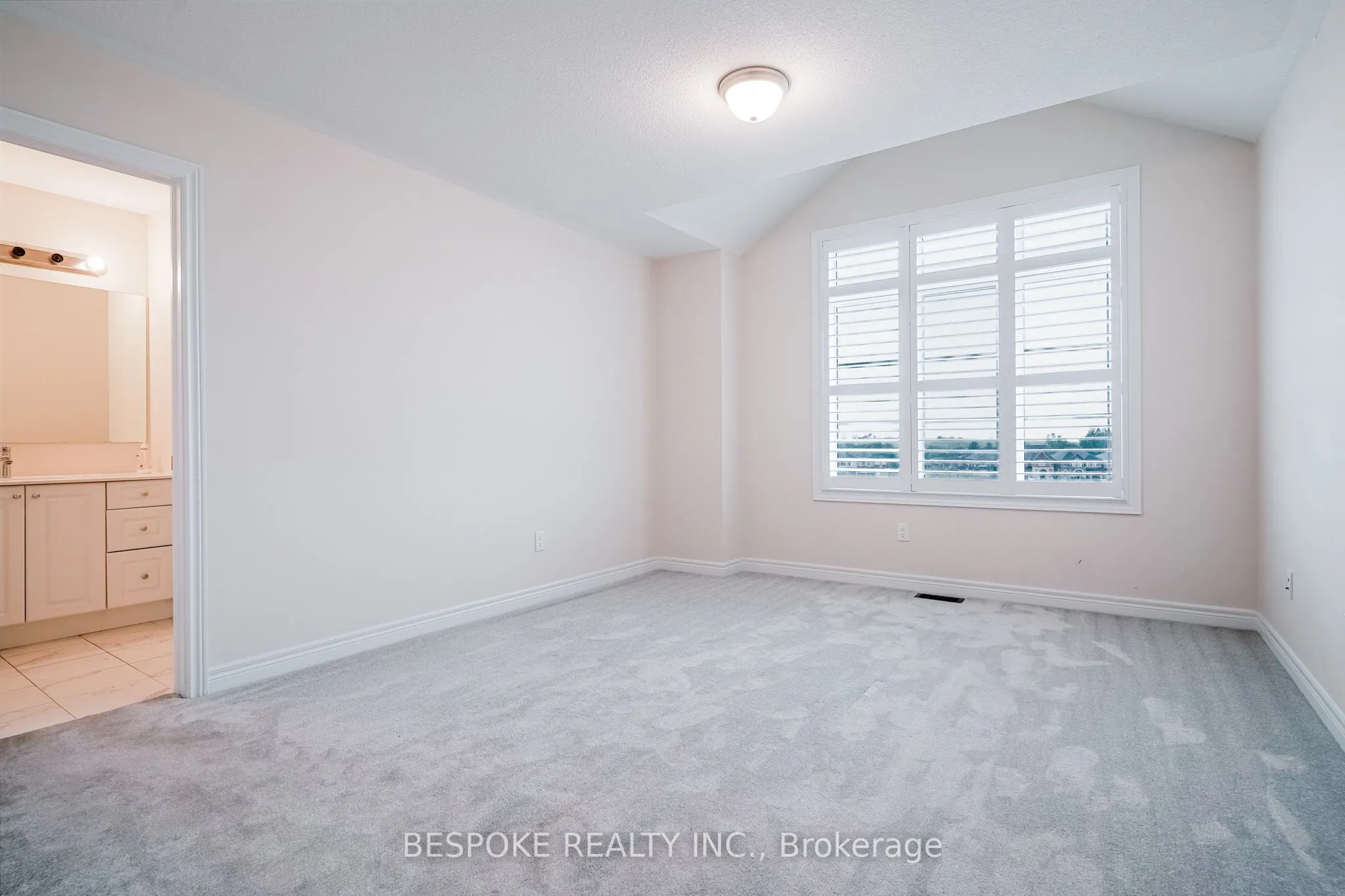 1072 Azalea Avenue