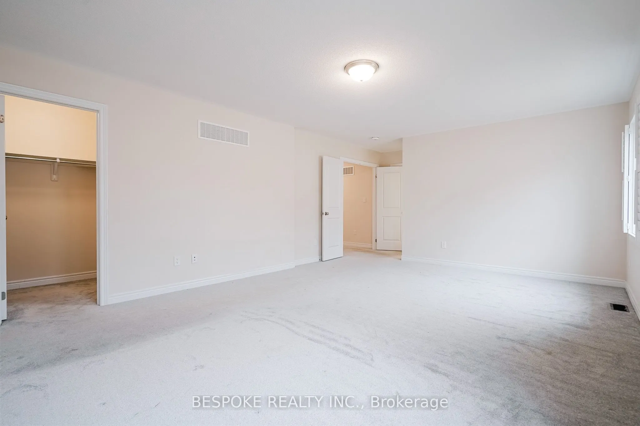 1072 Azalea Avenue
