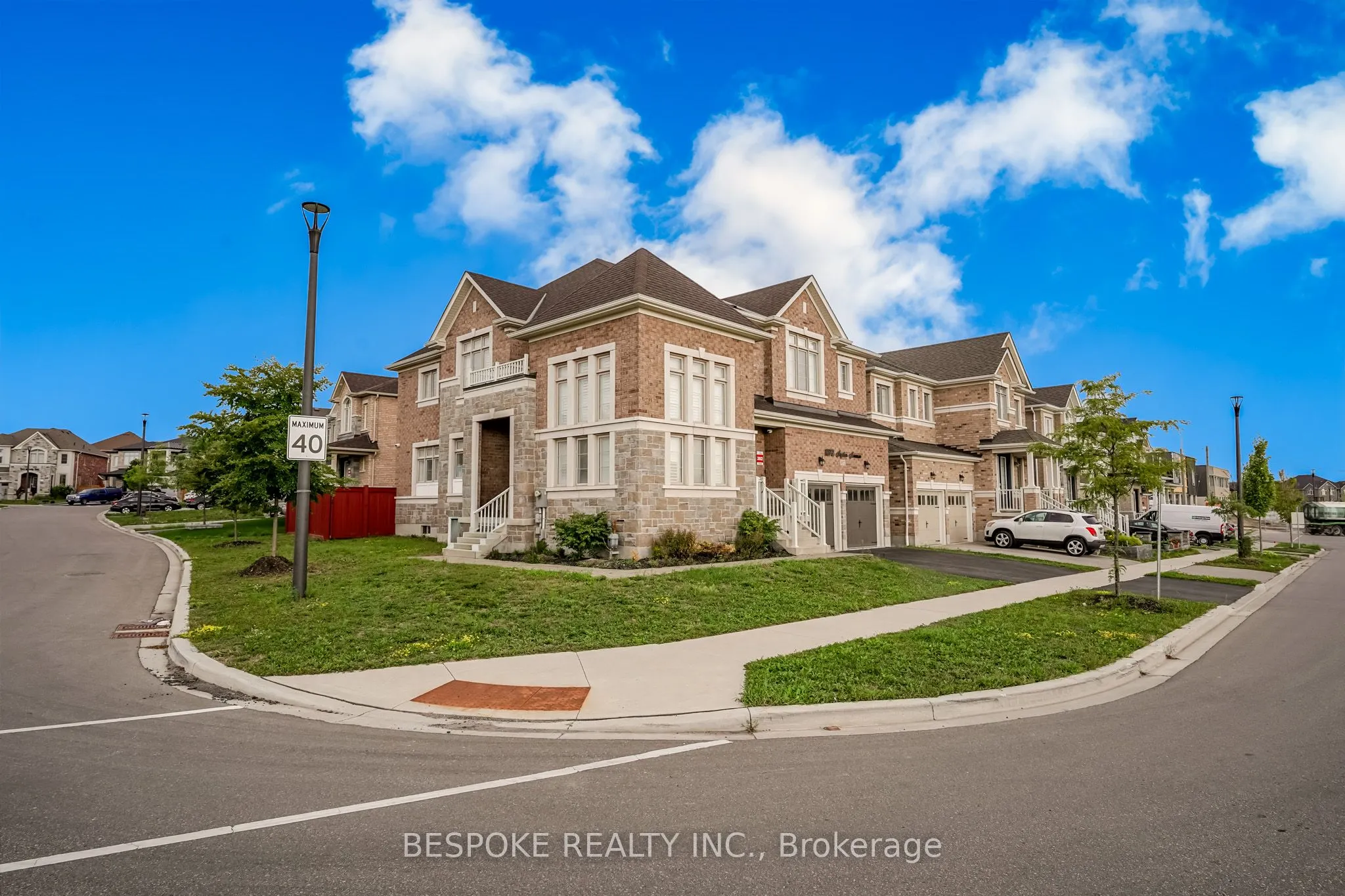 1072 Azalea Avenue