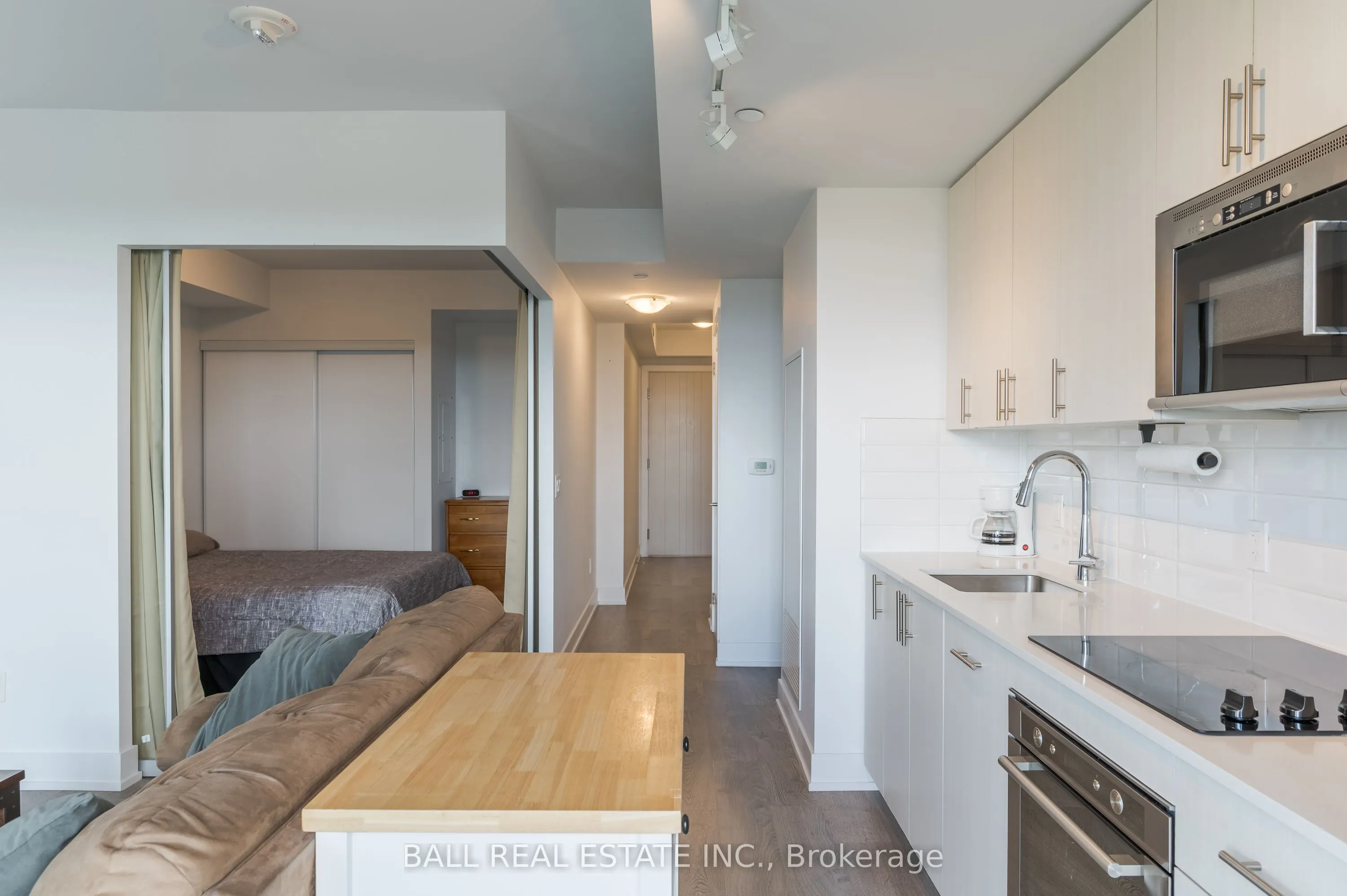 2550 Simcoe Street N, #1121