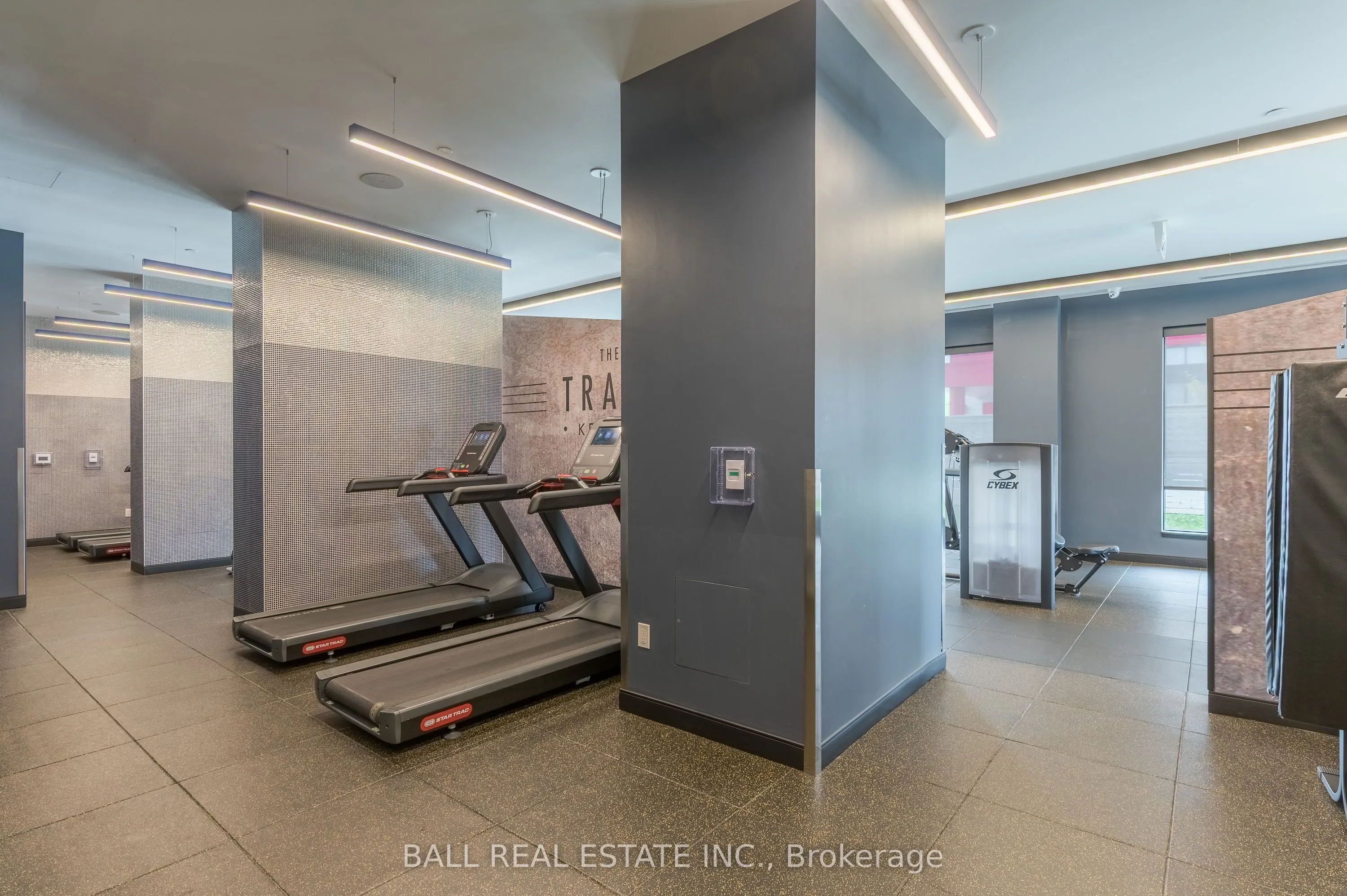 2550 Simcoe Street N, #1121