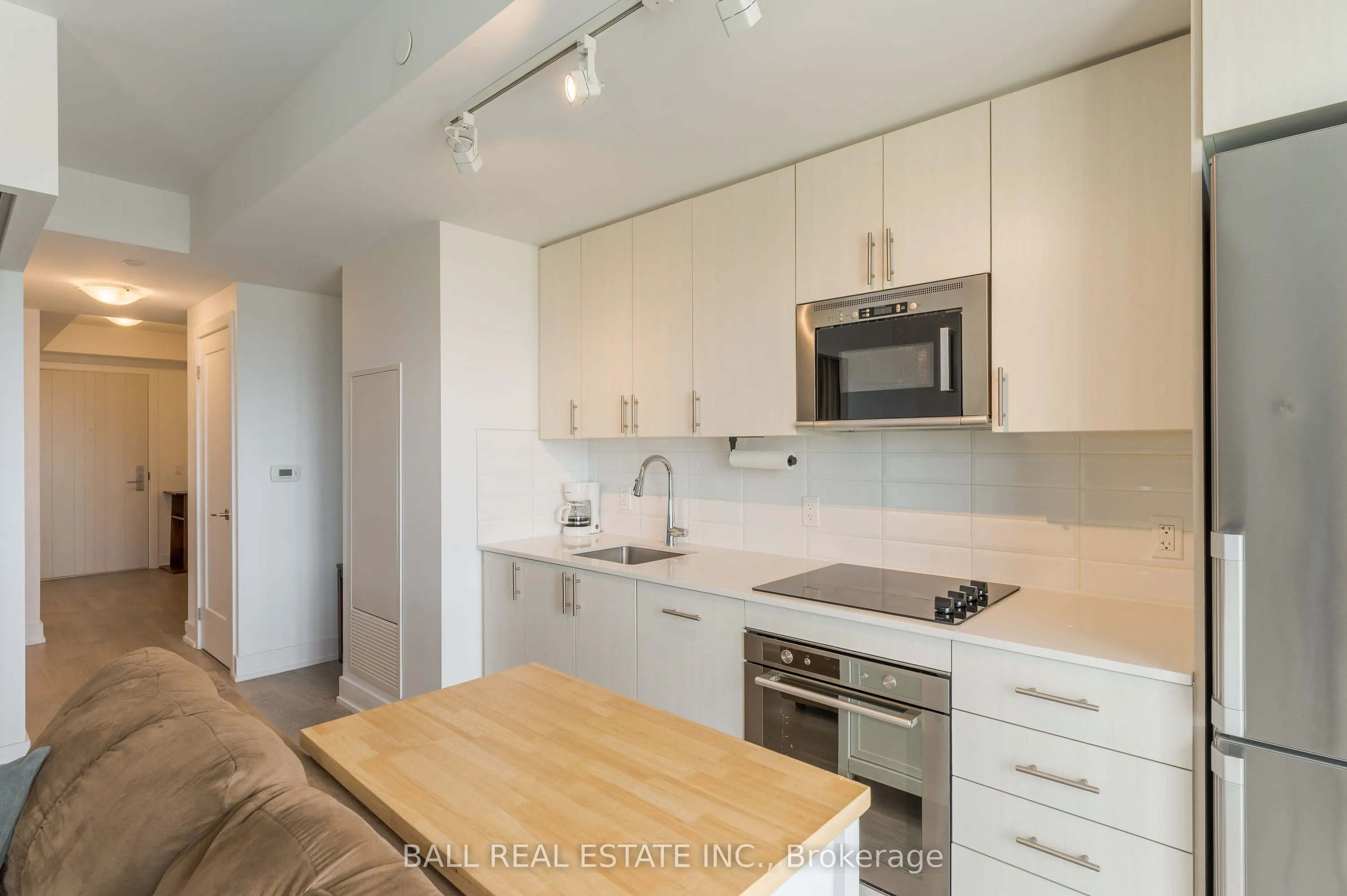 2550 Simcoe Street N, #1121
