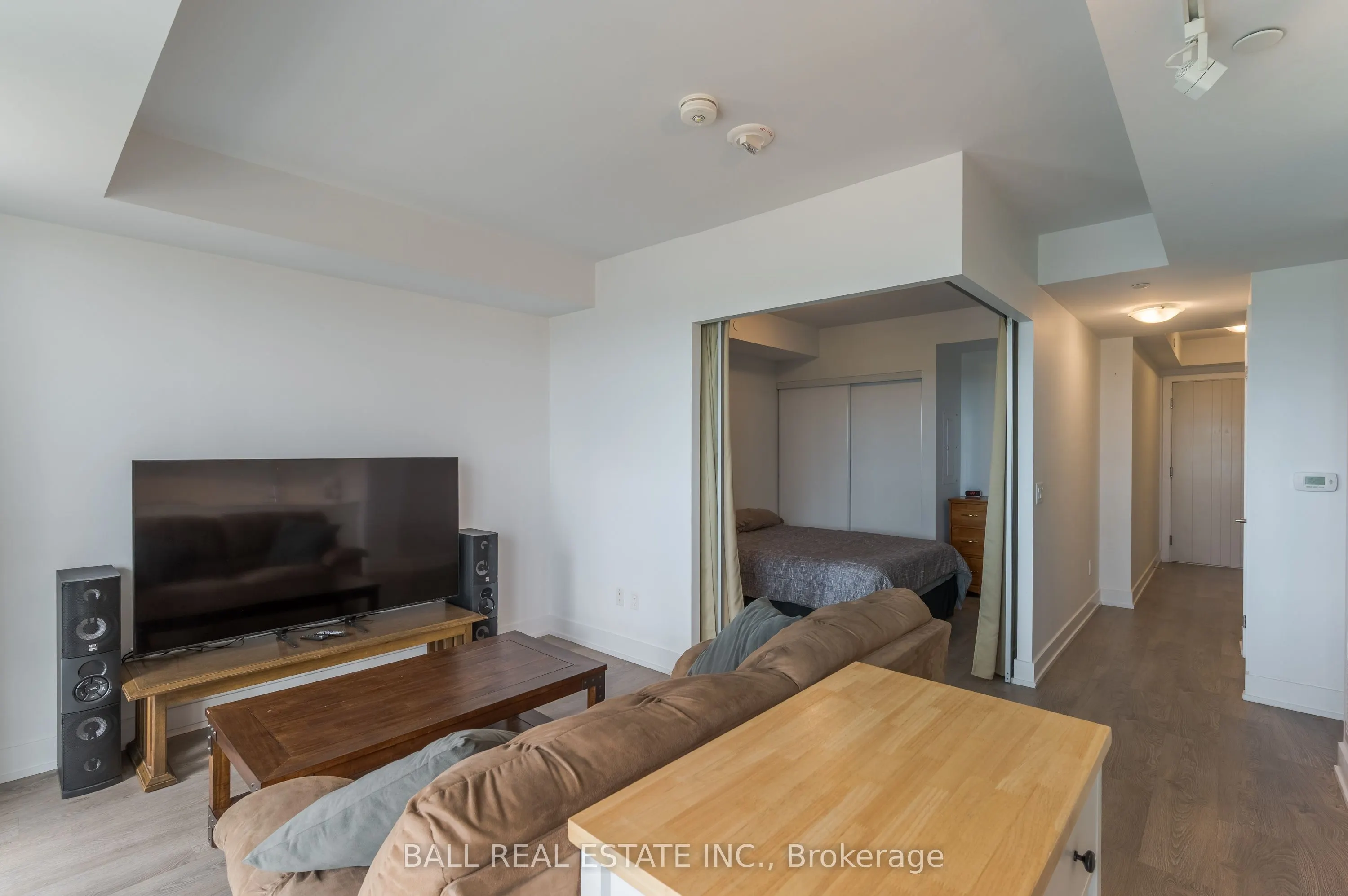 2550 Simcoe Street N, #1121