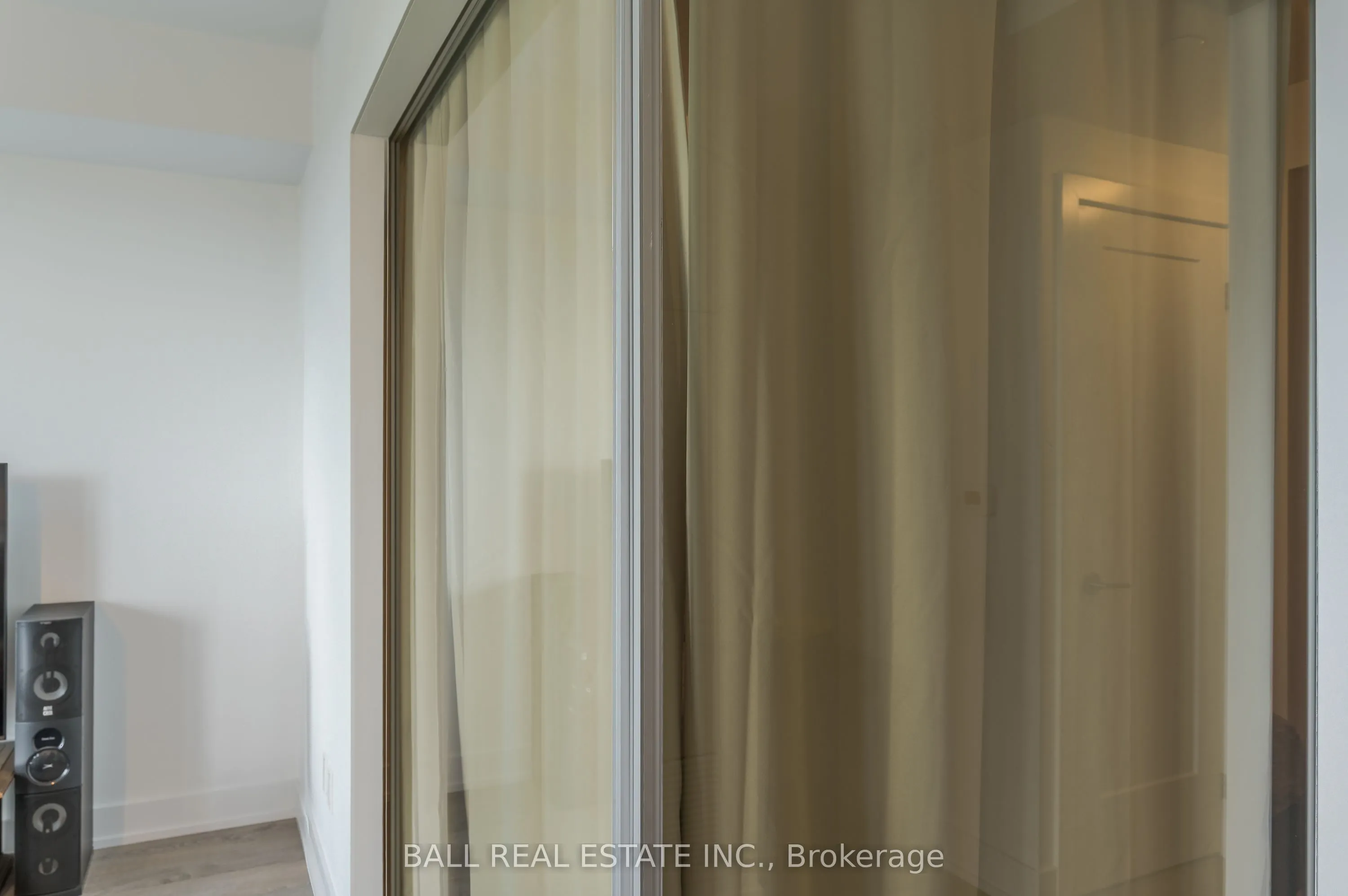 2550 Simcoe Street N, #1121