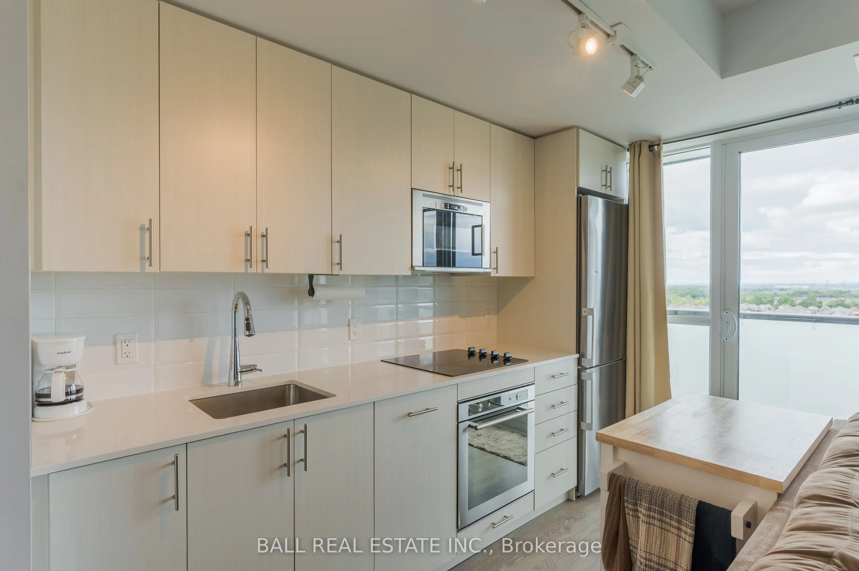 2550 Simcoe Street N, #1121