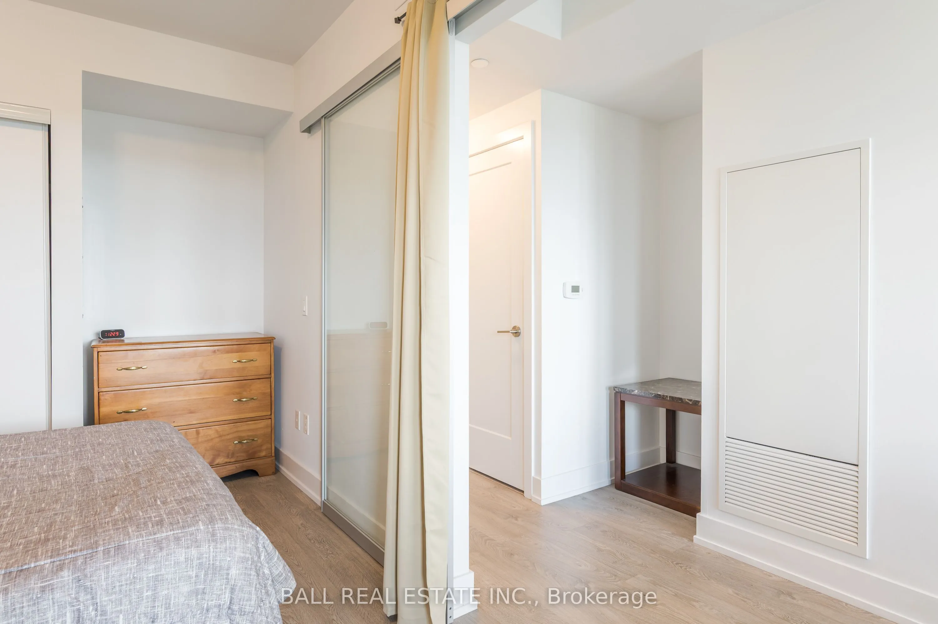 2550 Simcoe Street N, #1121
