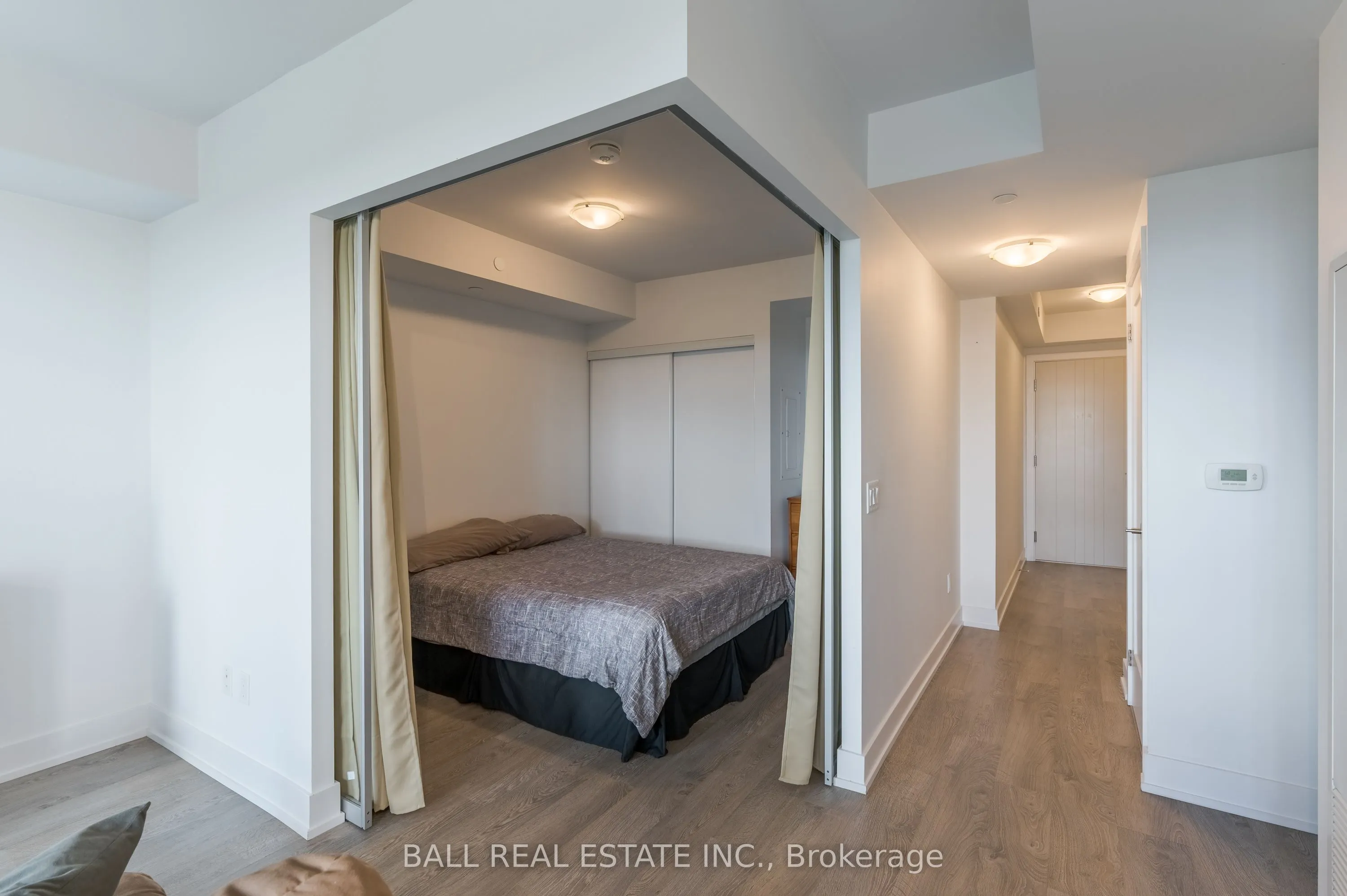 2550 Simcoe Street N, #1121