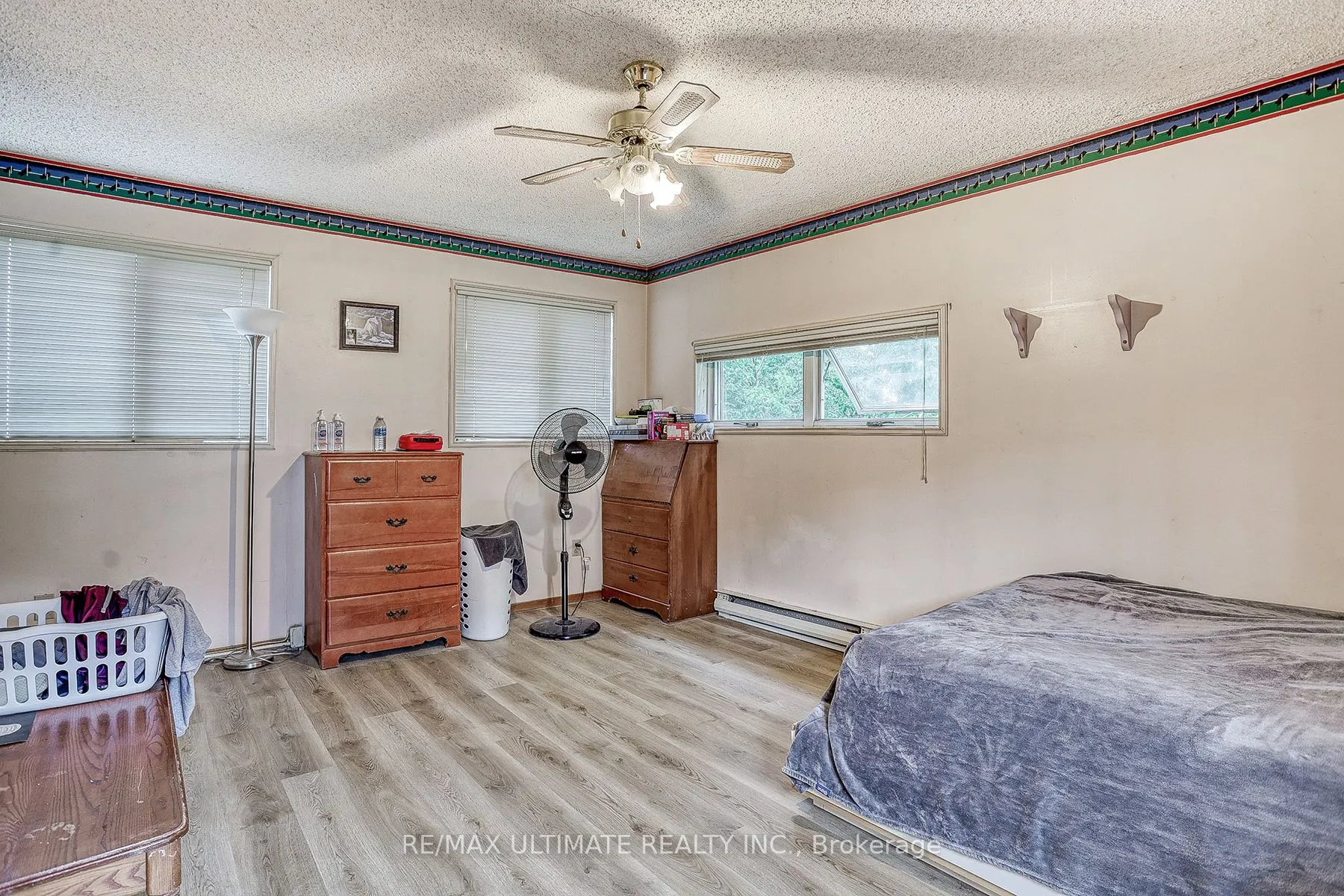 544 Bellamy Road N