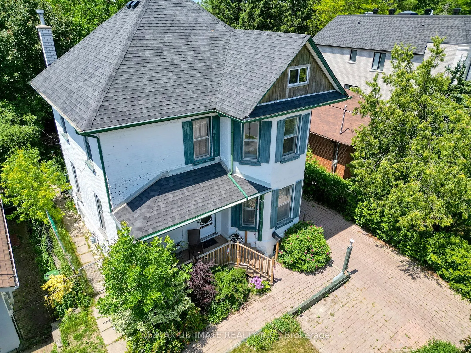 544 Bellamy Road N