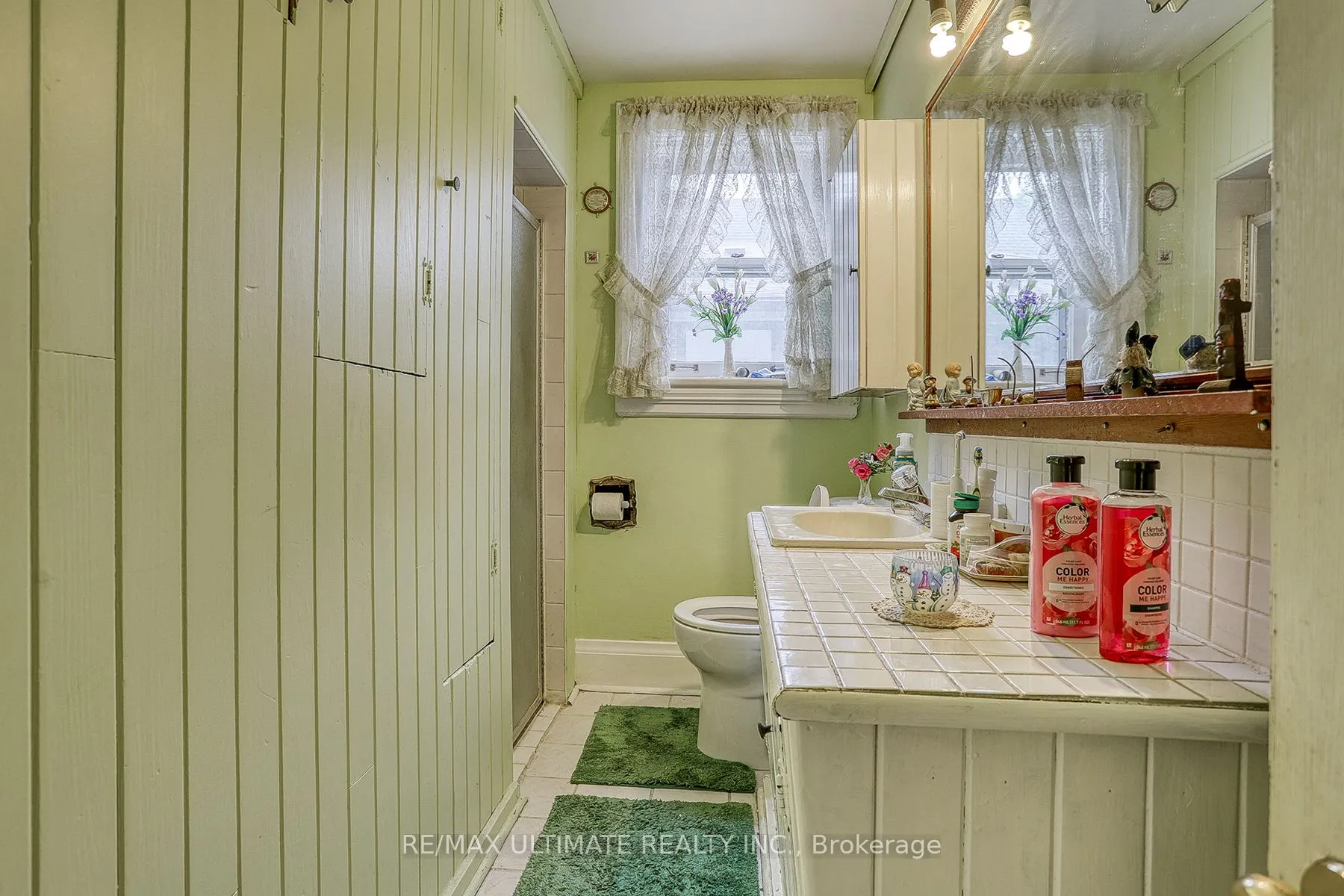 544 Bellamy Road N