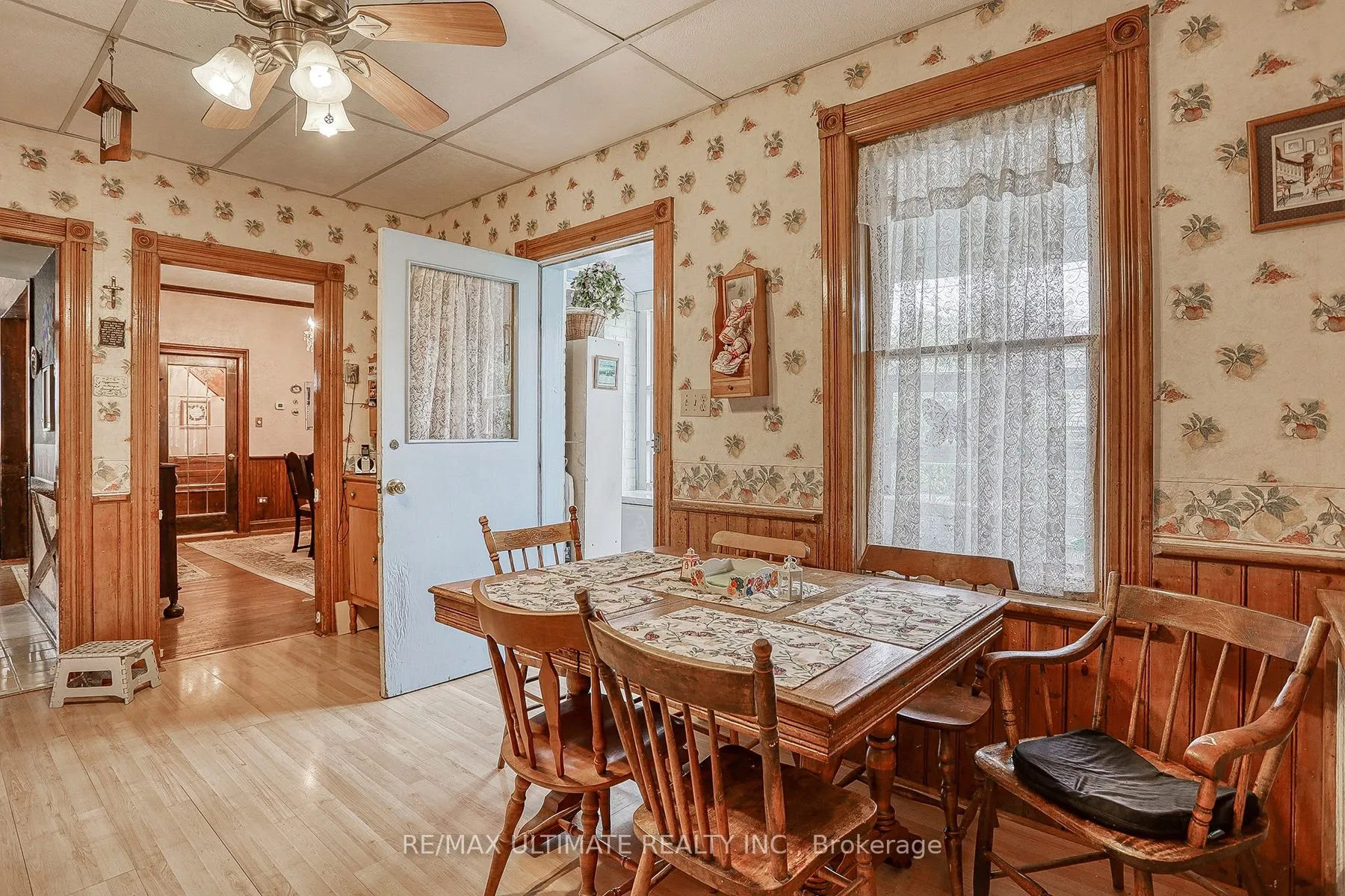 544 Bellamy Road N