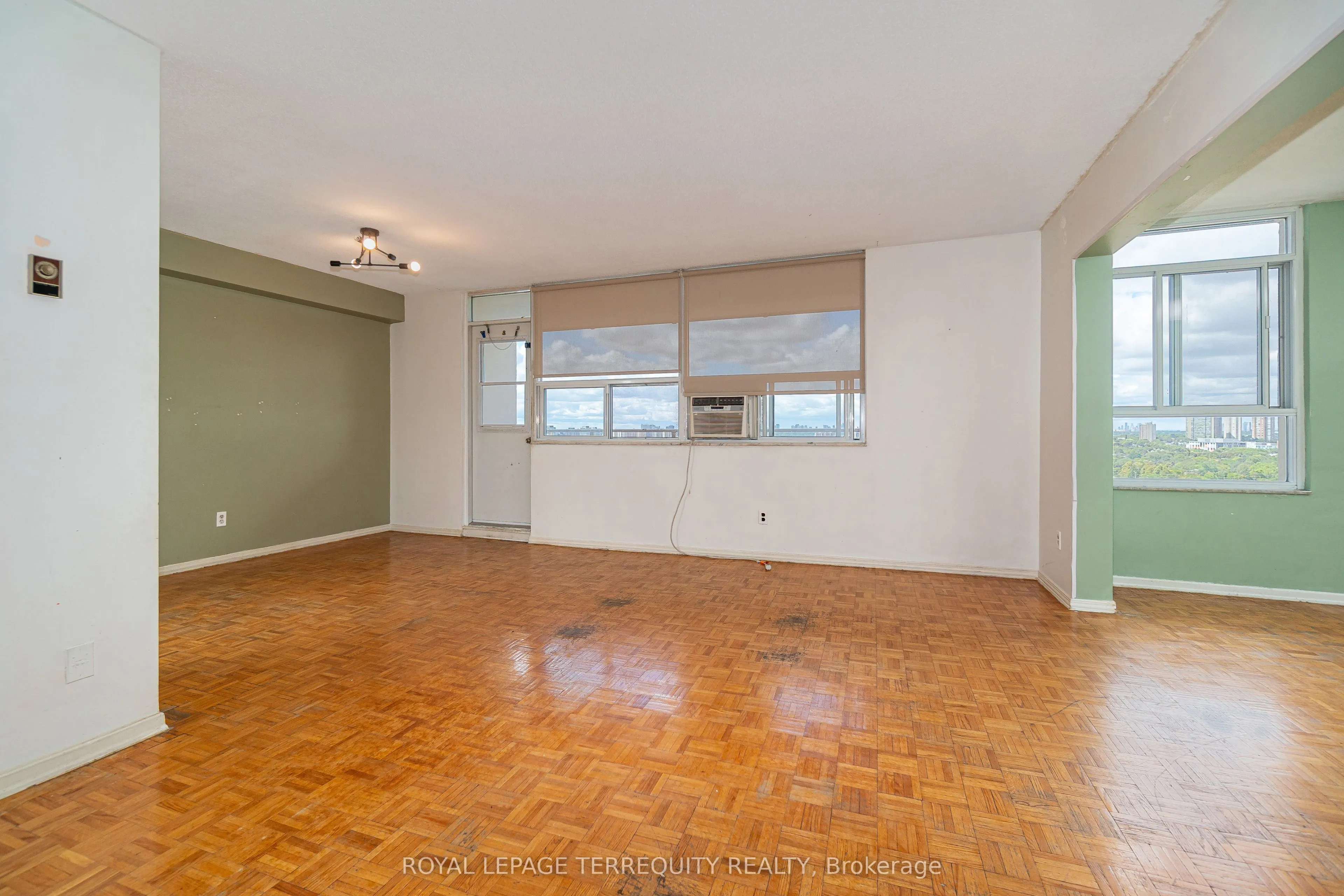 2550 Pharmacy Avenue, #1615