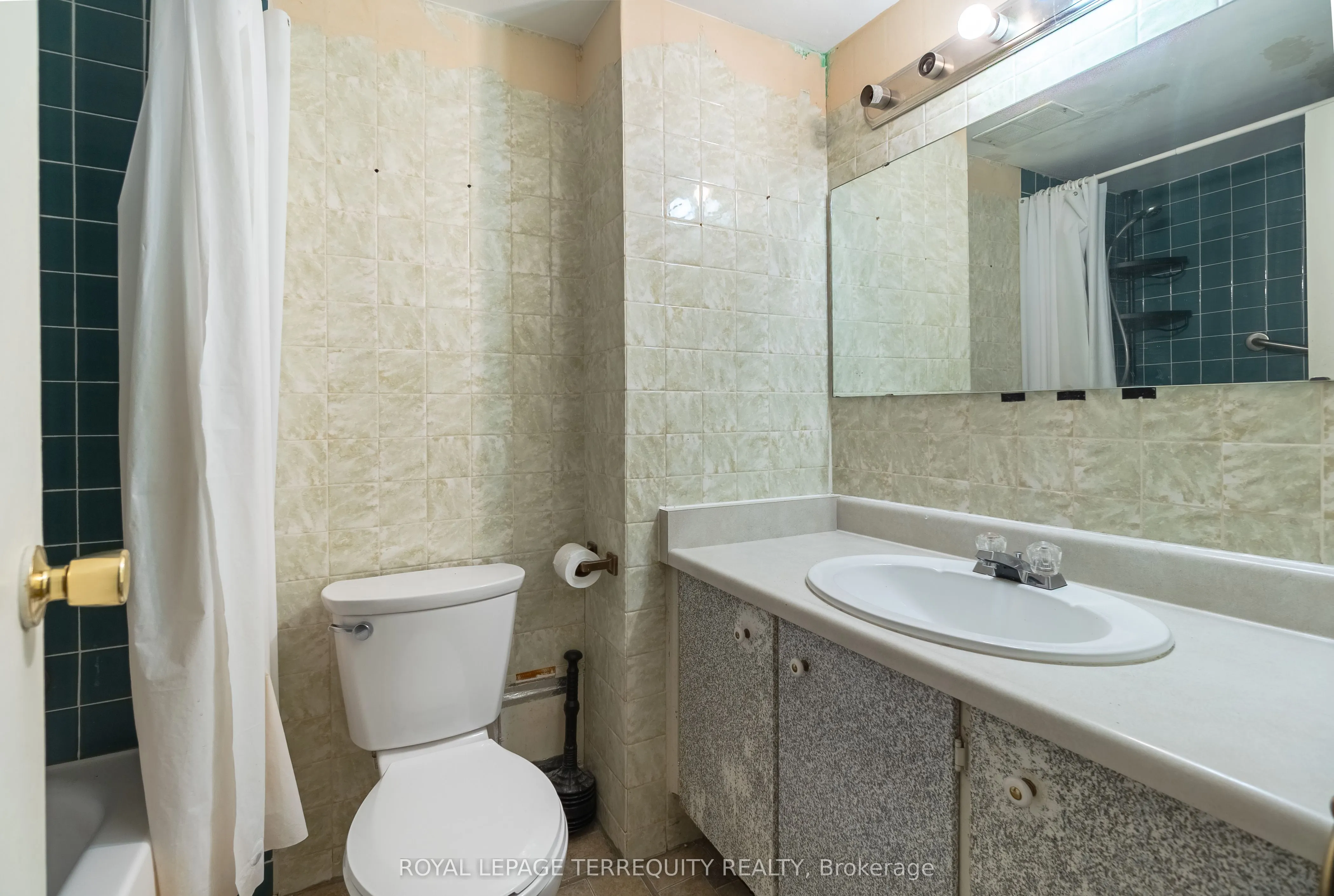 2550 Pharmacy Avenue, #1615