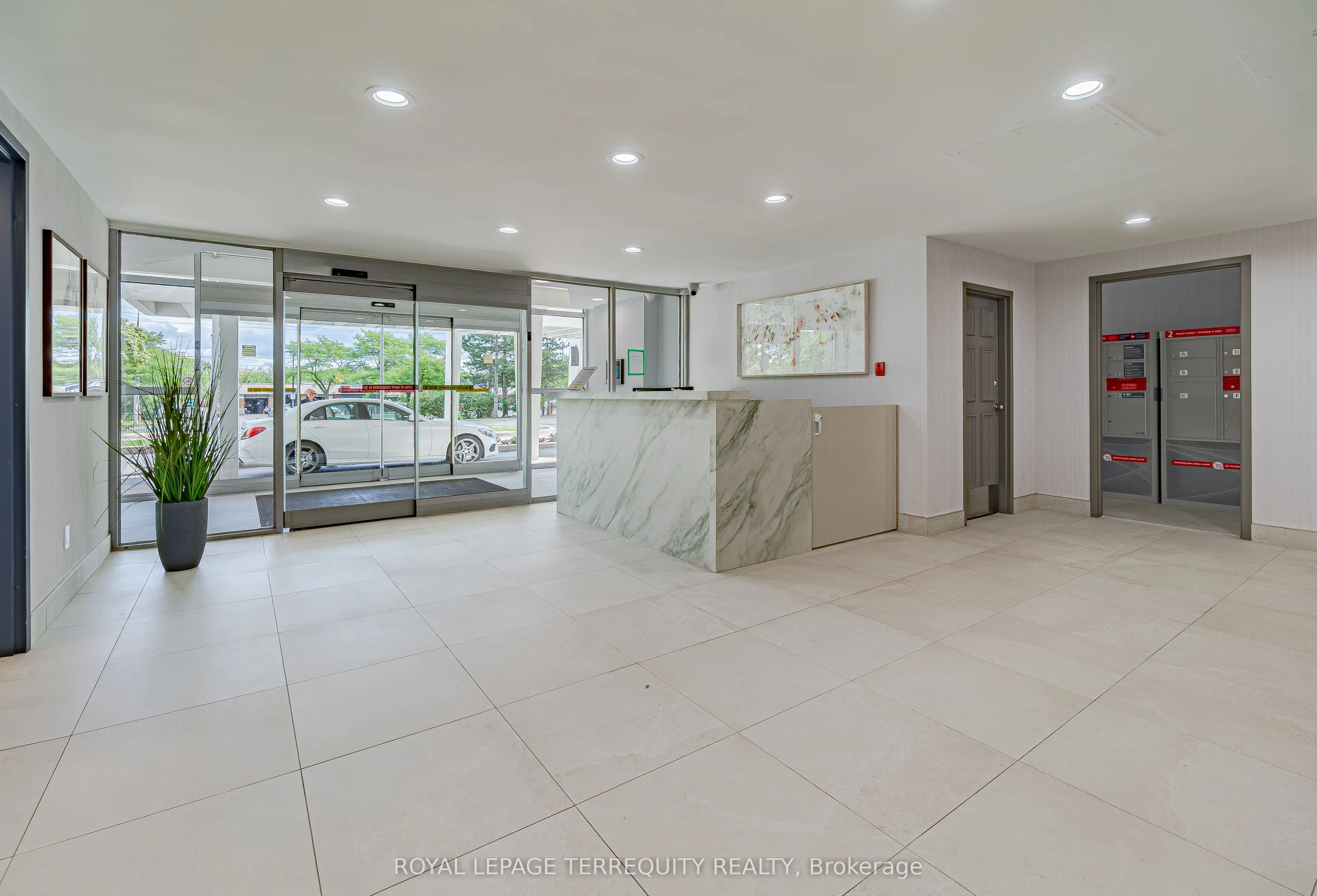 2550 Pharmacy Avenue, #1615