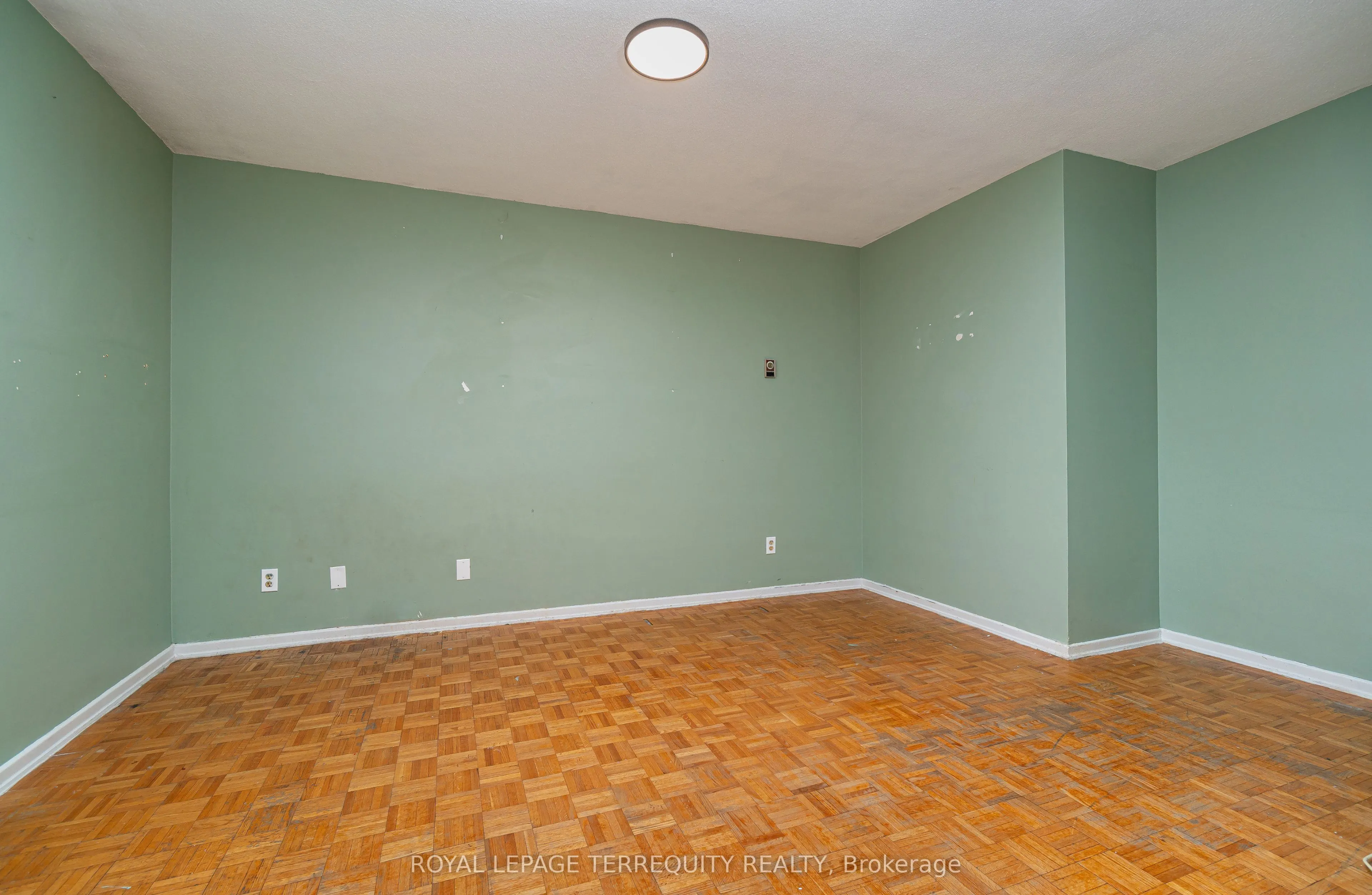2550 Pharmacy Avenue, #1615