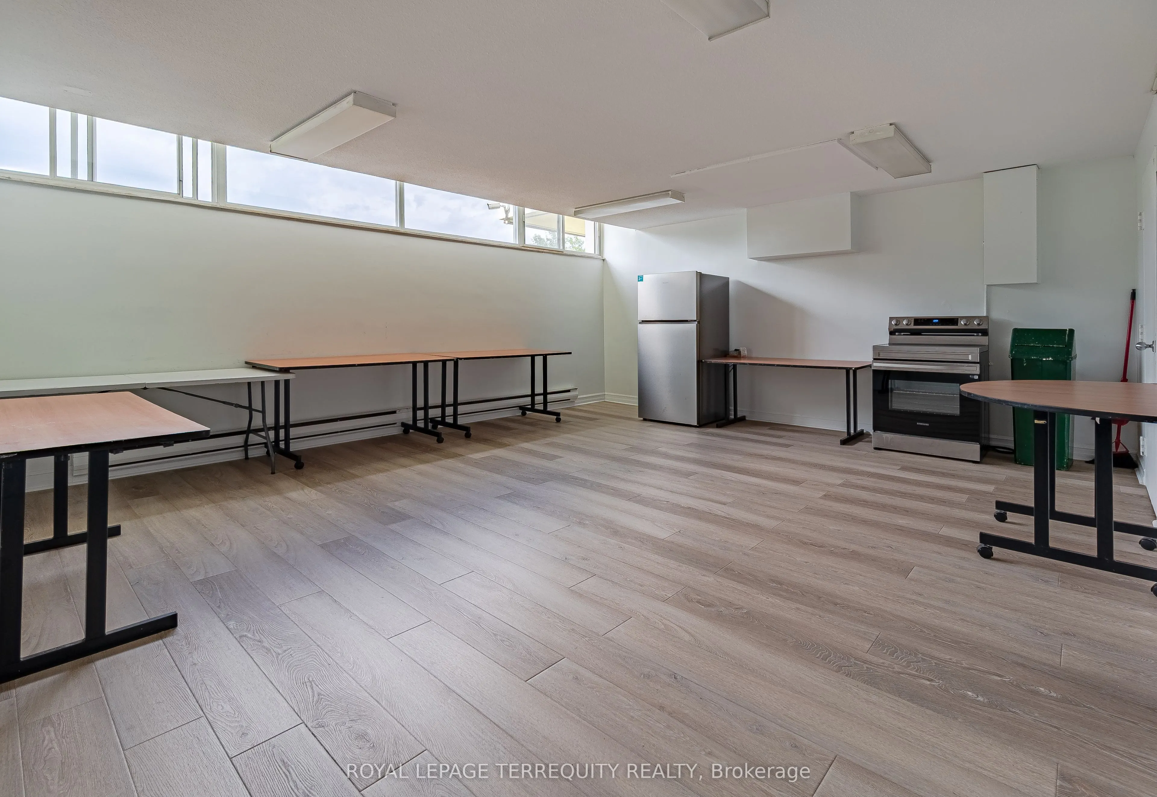 2550 Pharmacy Avenue, #1615