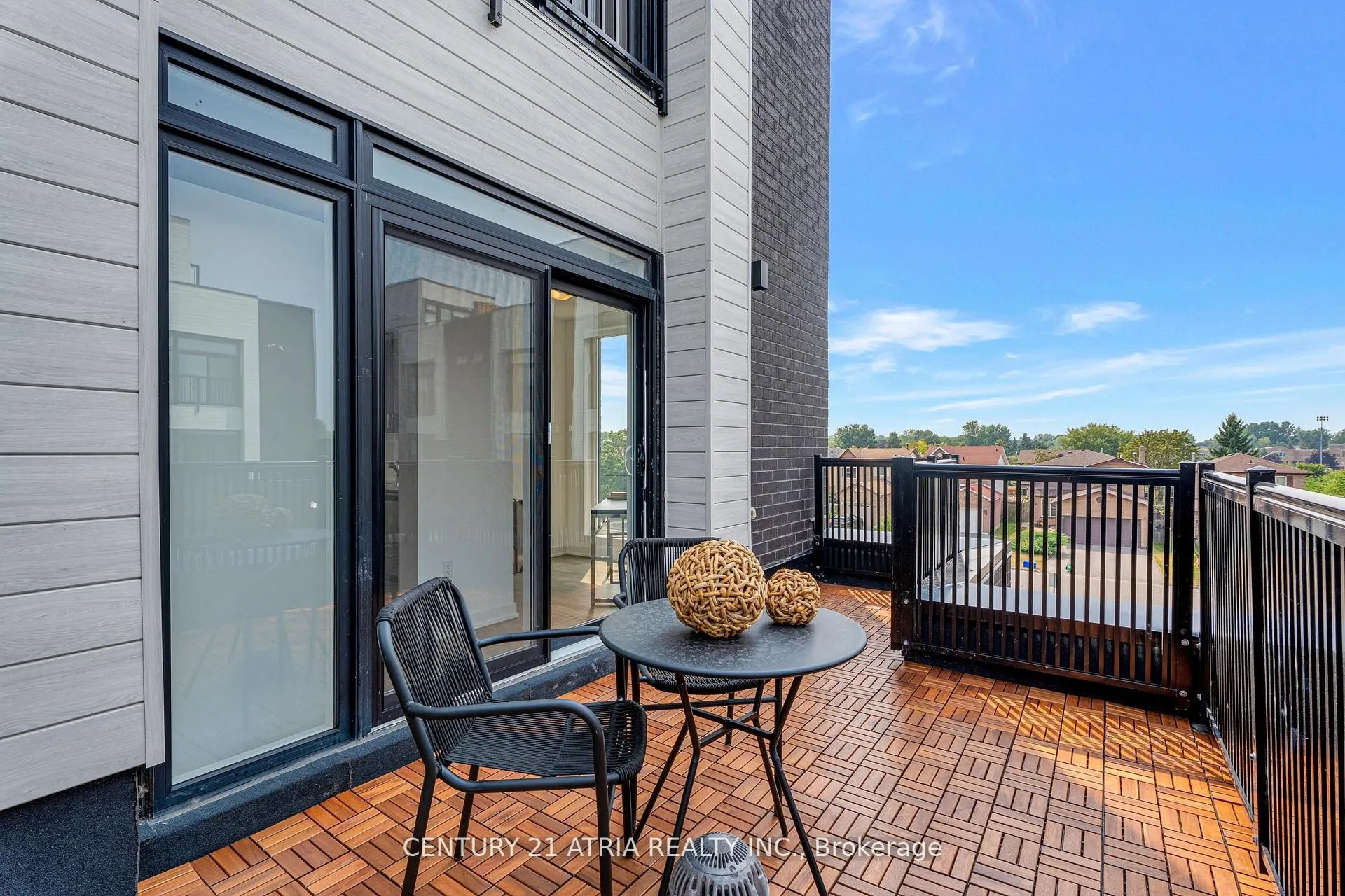 184 Angus Drive, #2