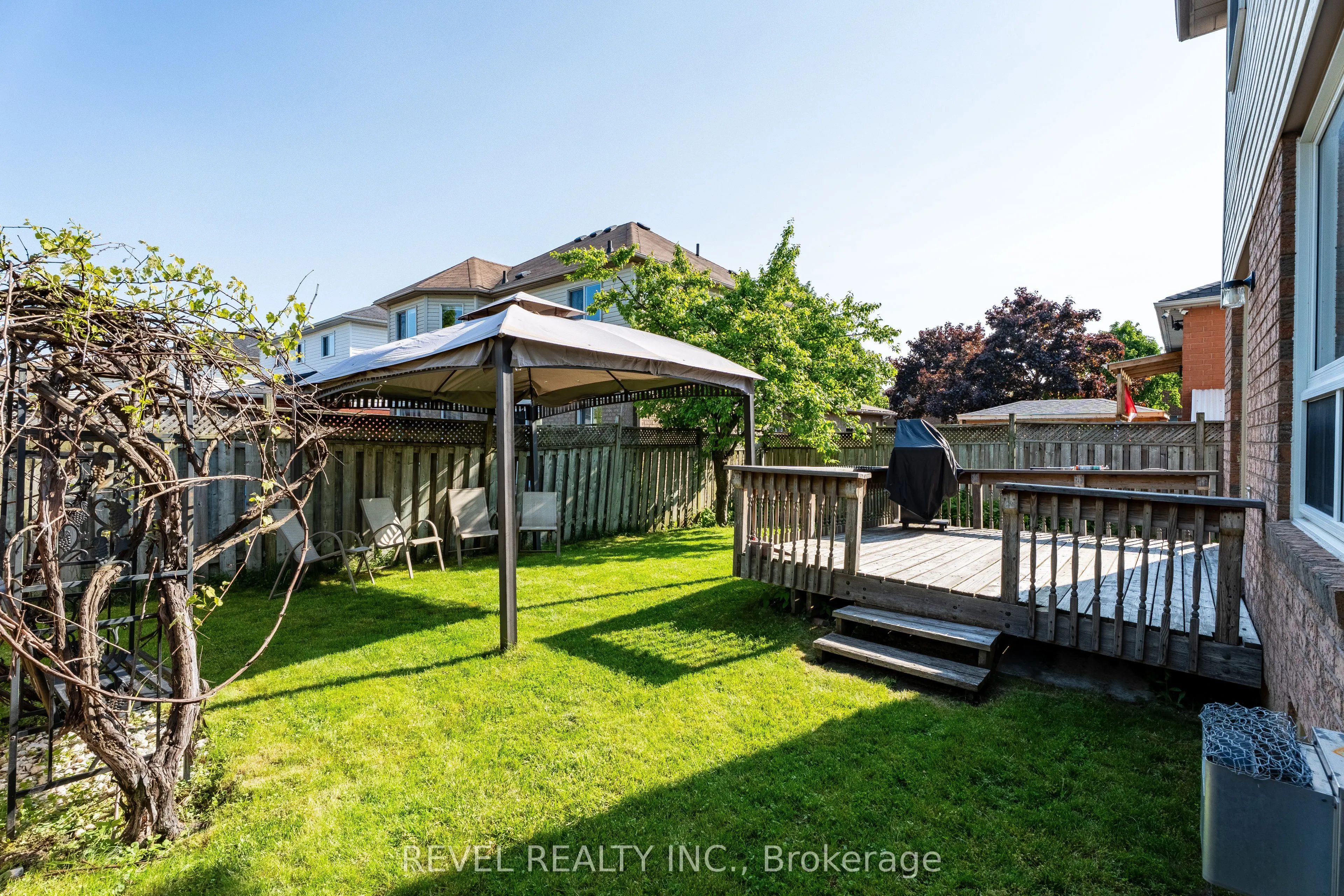 117 Apple Blossom Boulevard