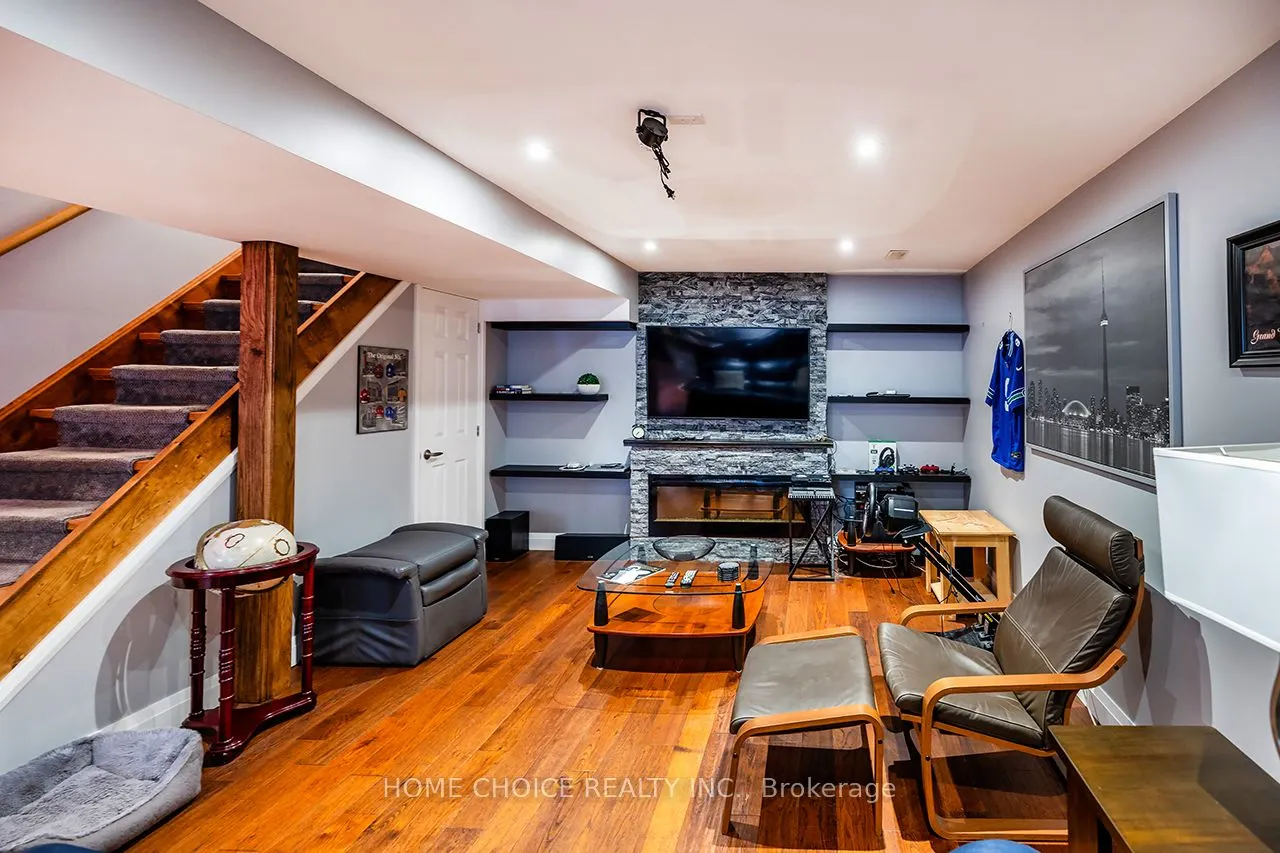 333 Clark Street