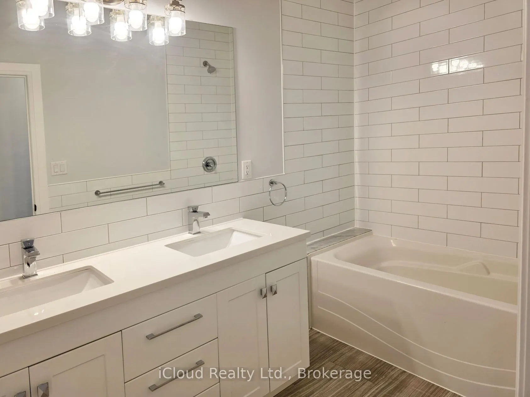 99A Leyton Avenue