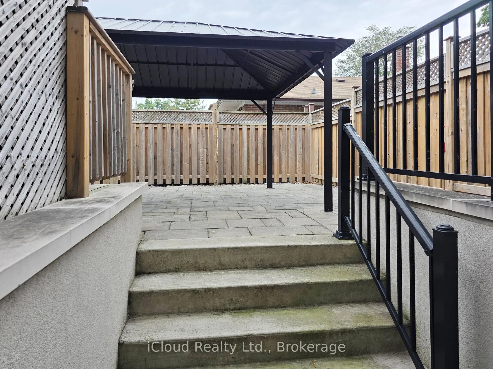 99A Leyton Avenue