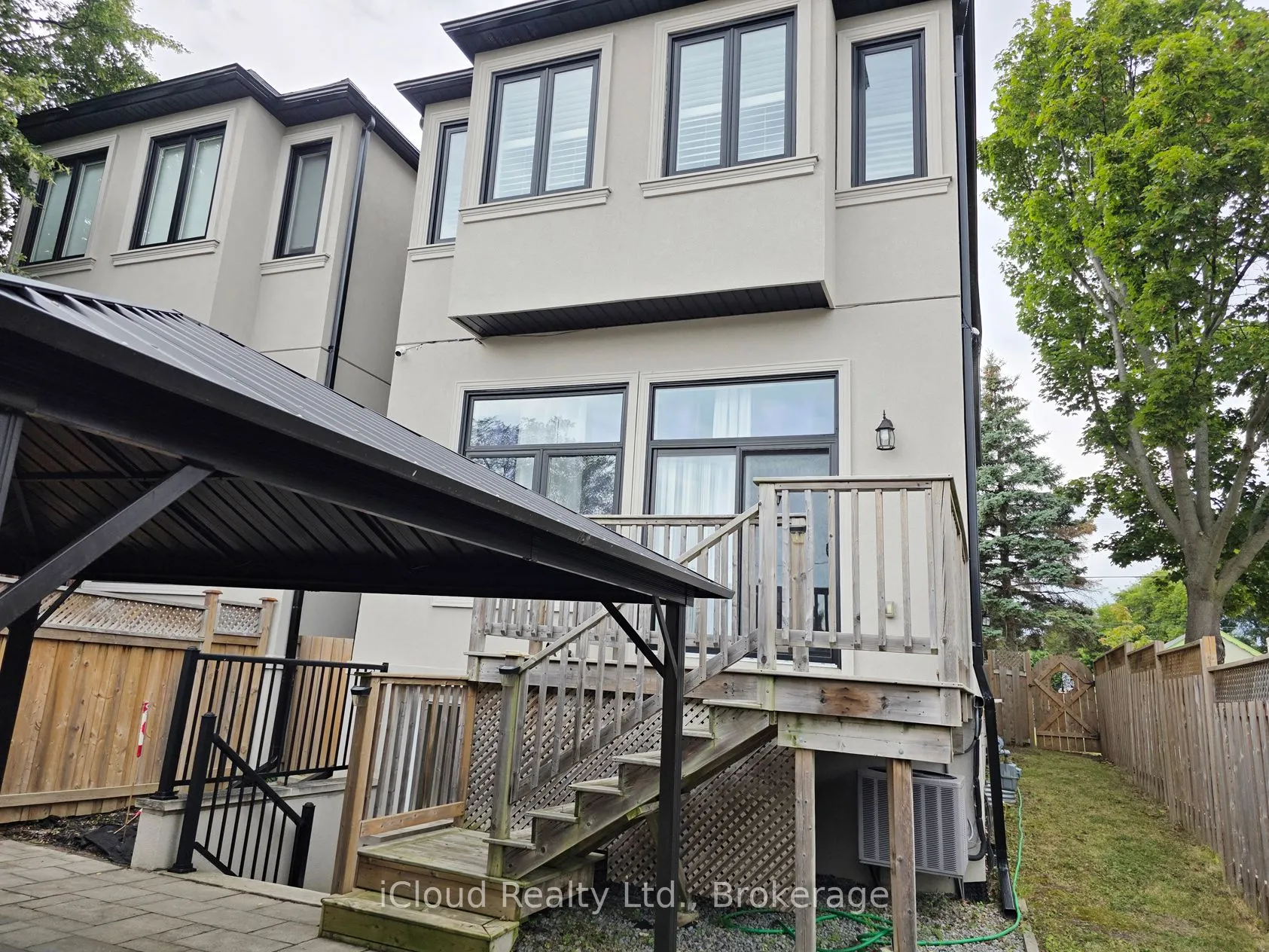 99A Leyton Avenue